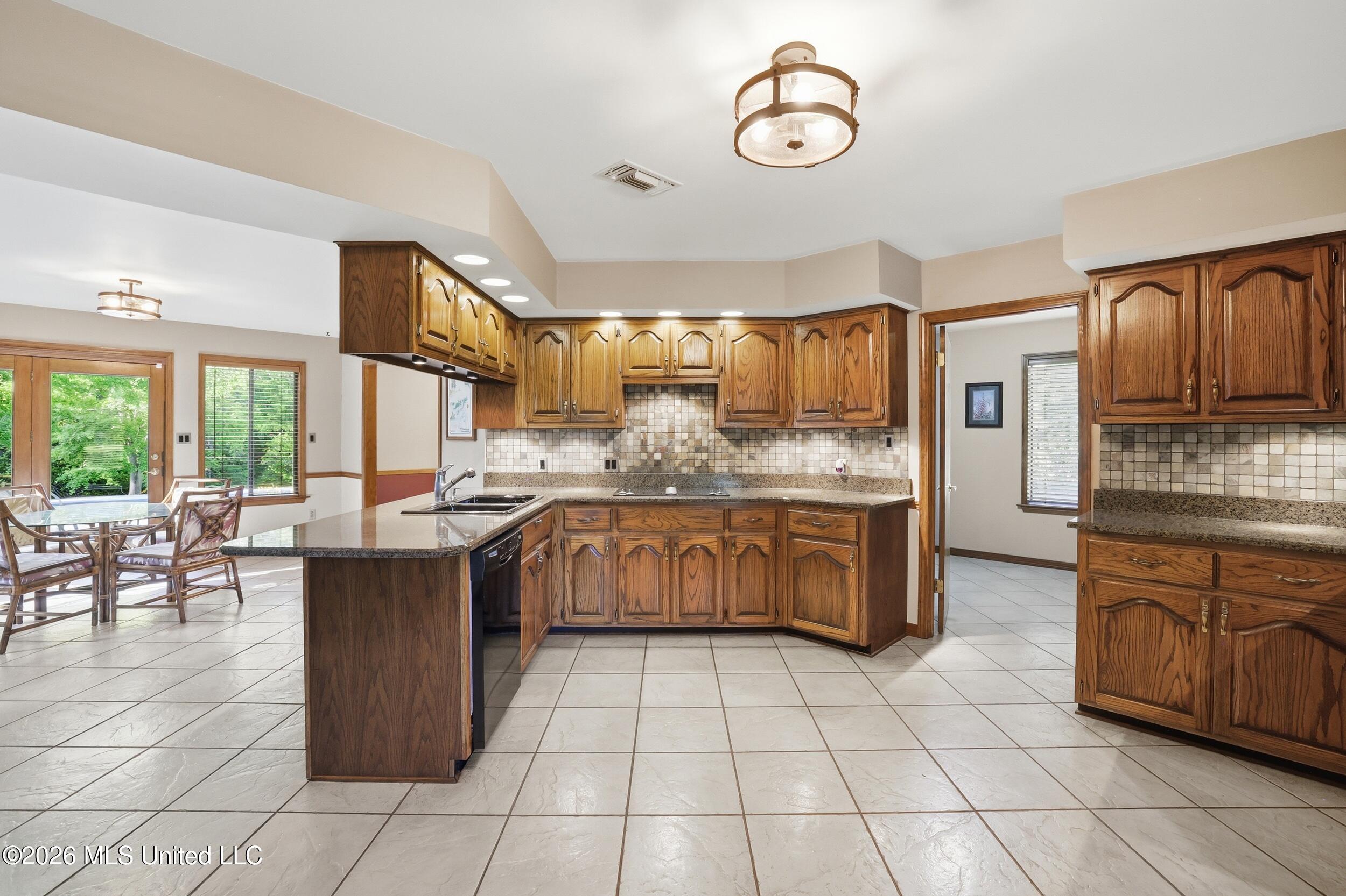 7000 Jim Ramsay Road Property Photo 19