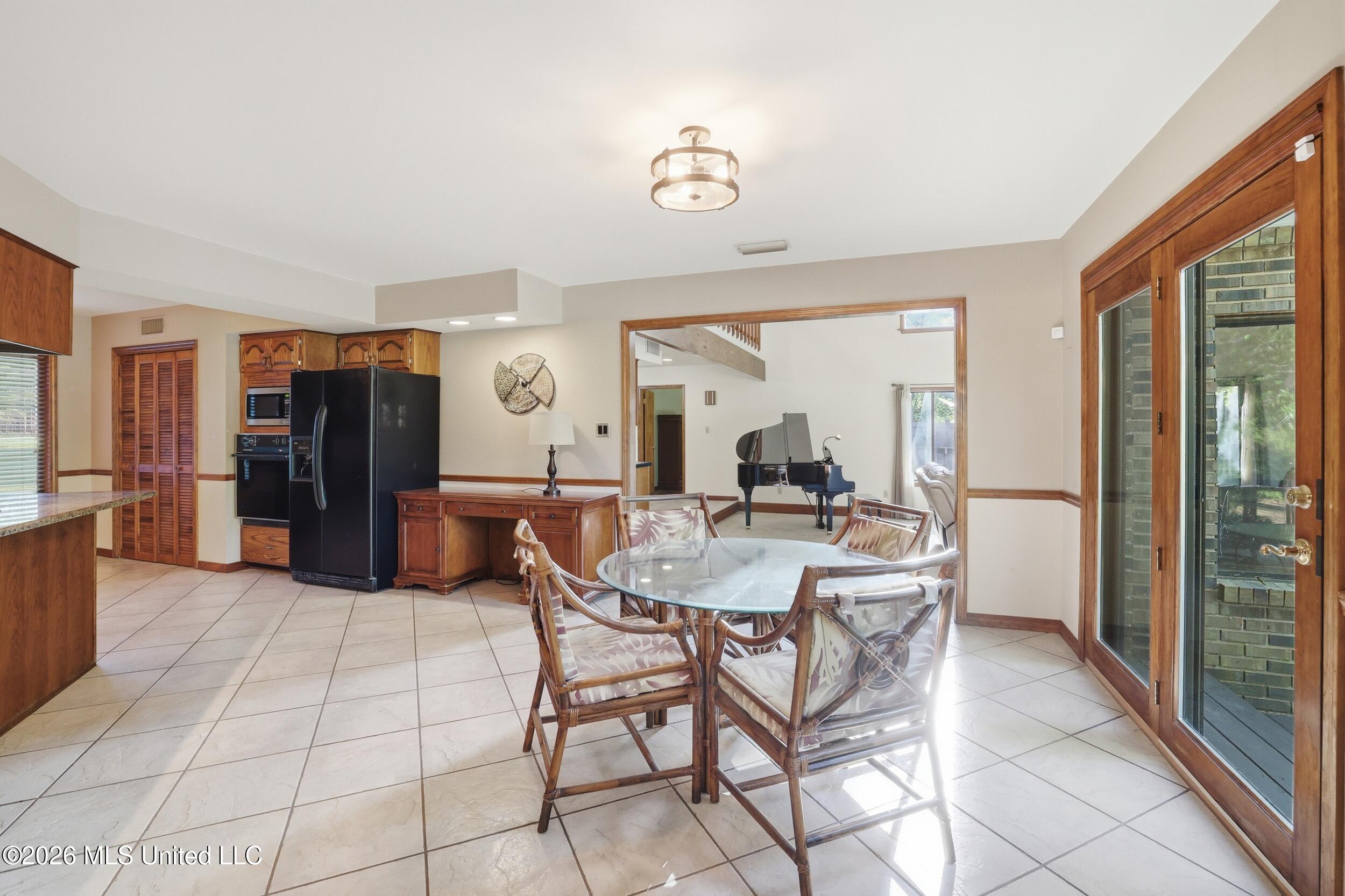 7000 Jim Ramsay Road Property Photo 21