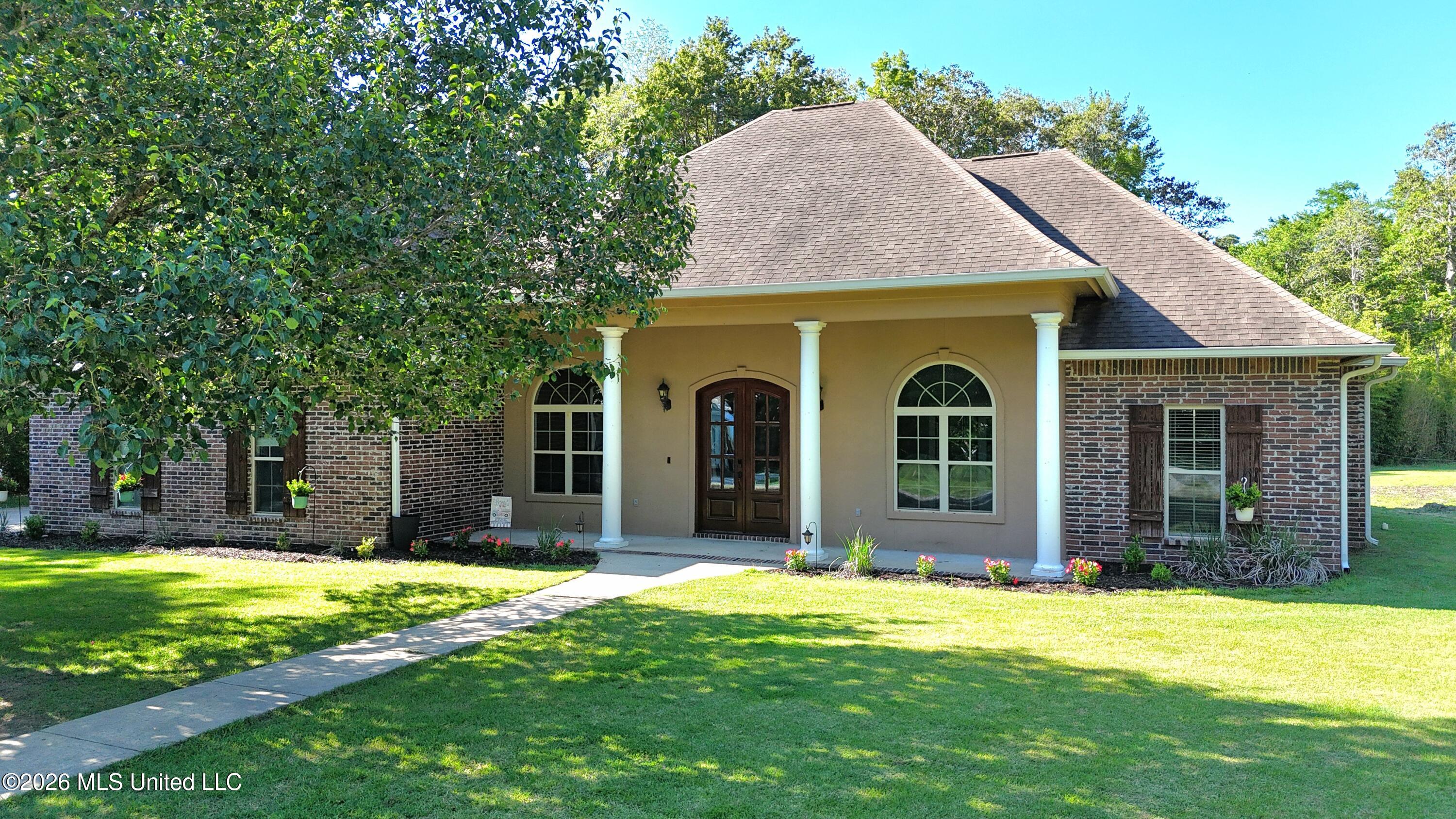 15548 Dobson Road Property Photo 3