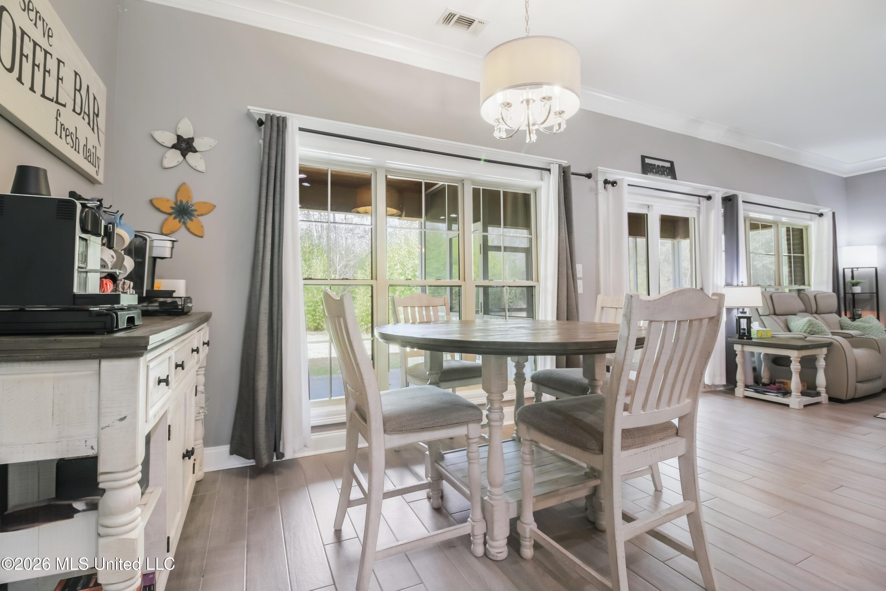 15548 Dobson Road Property Photo 16