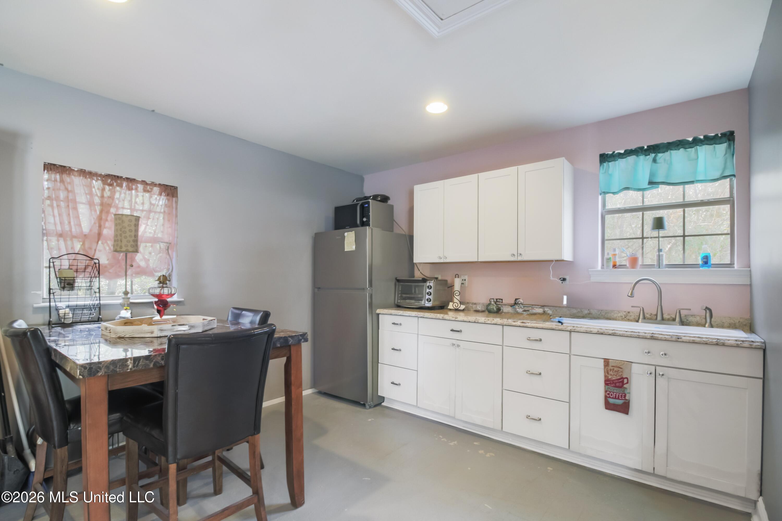 15548 Dobson Road Property Photo 51