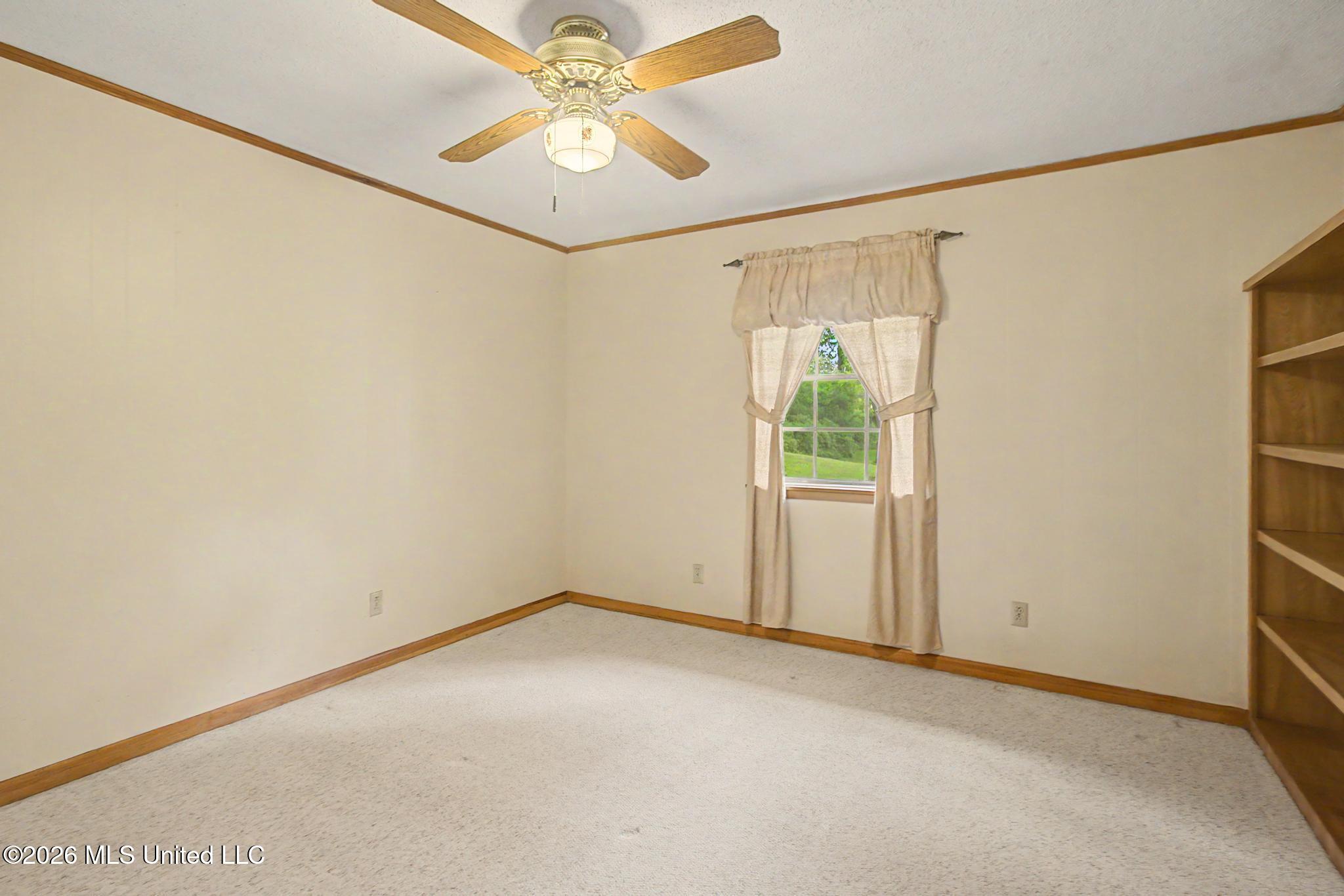 810 E College Avenue Property Photo 22