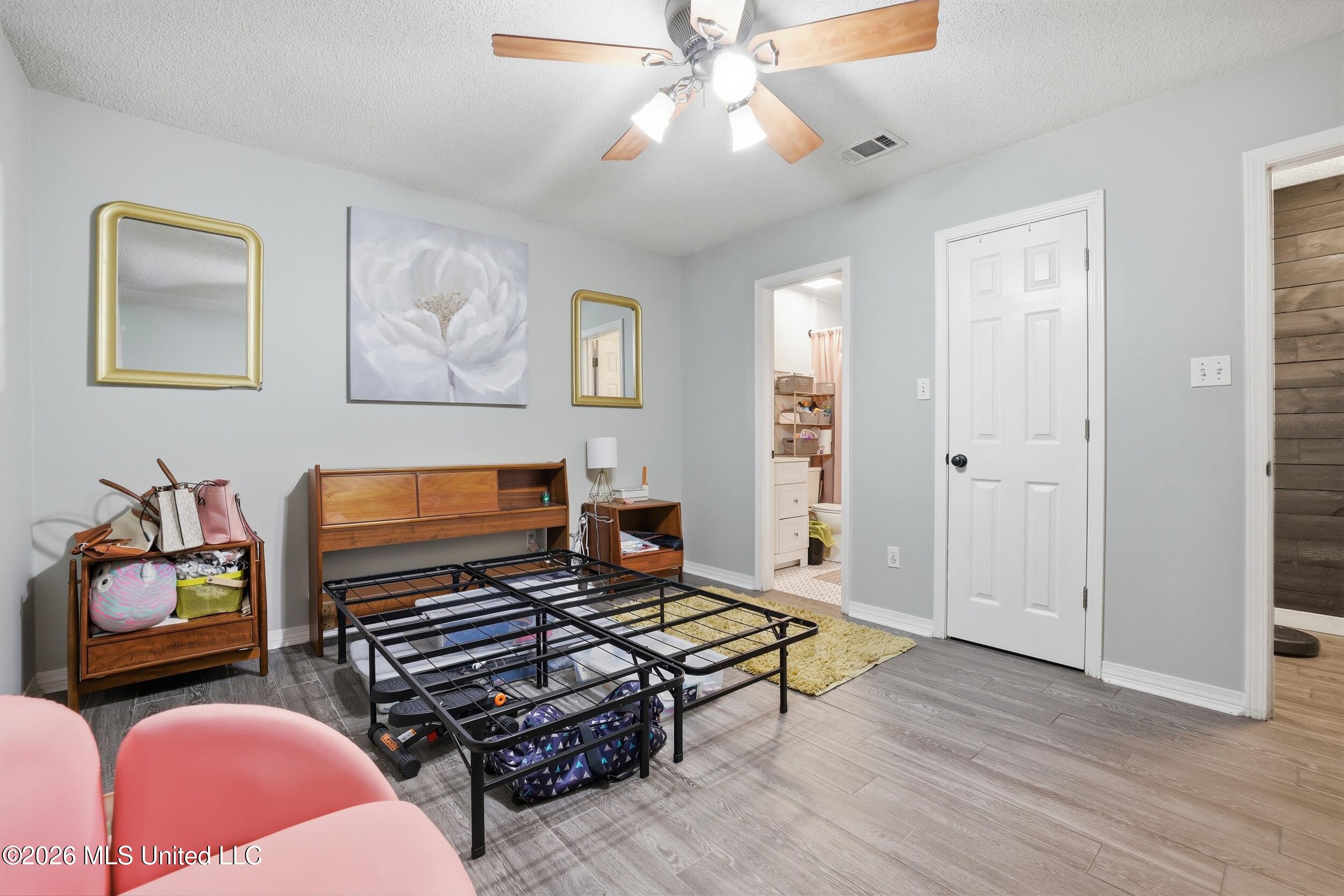3905 Yosemite Drive Property Photo 19