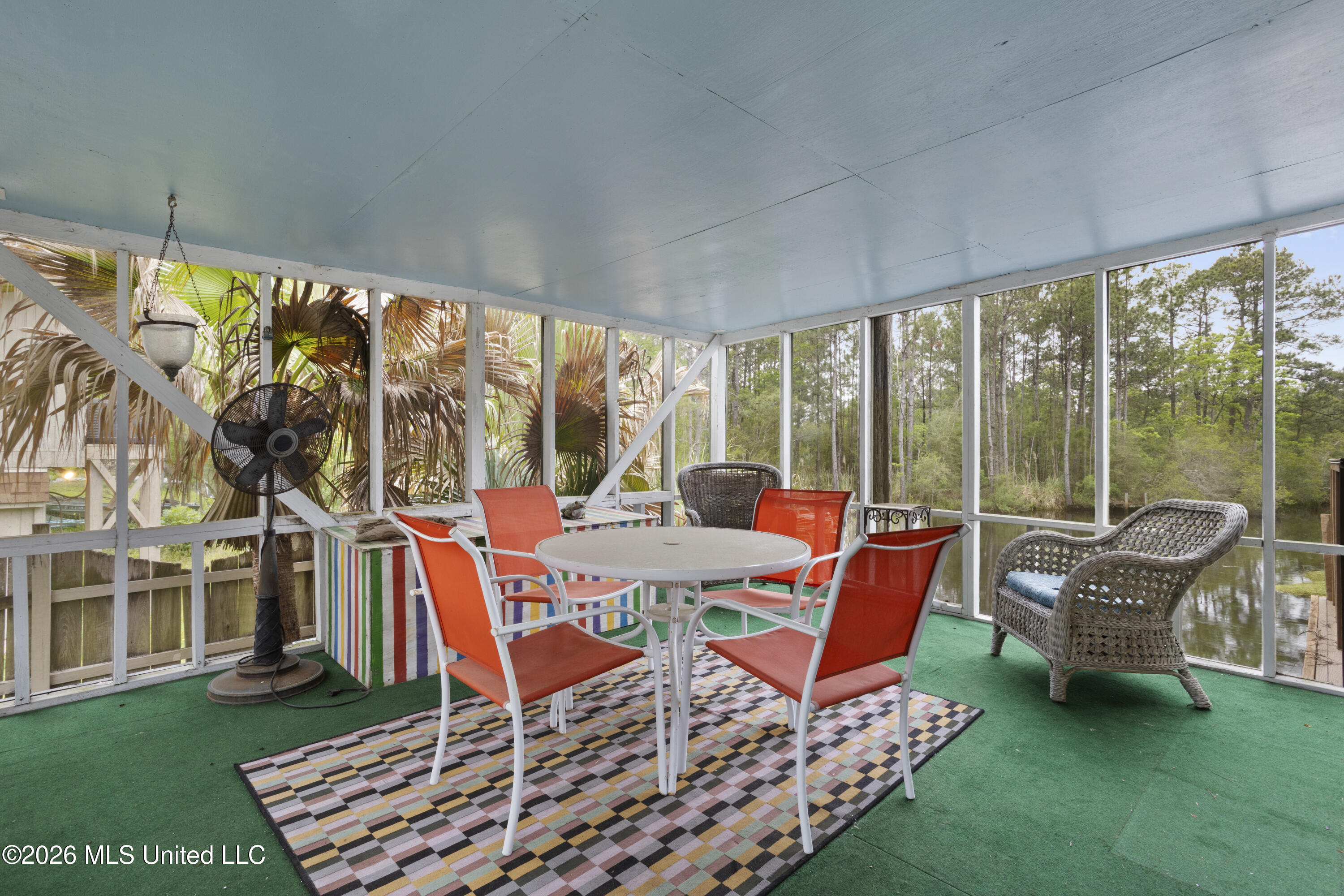 10091 River Drive Property Photo 15