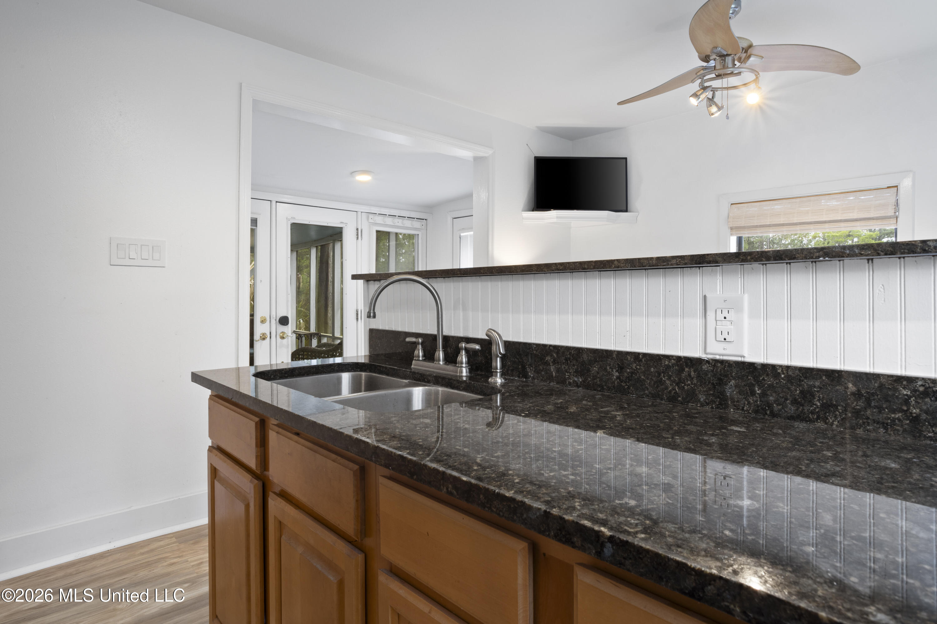 10091 River Drive Property Photo 25