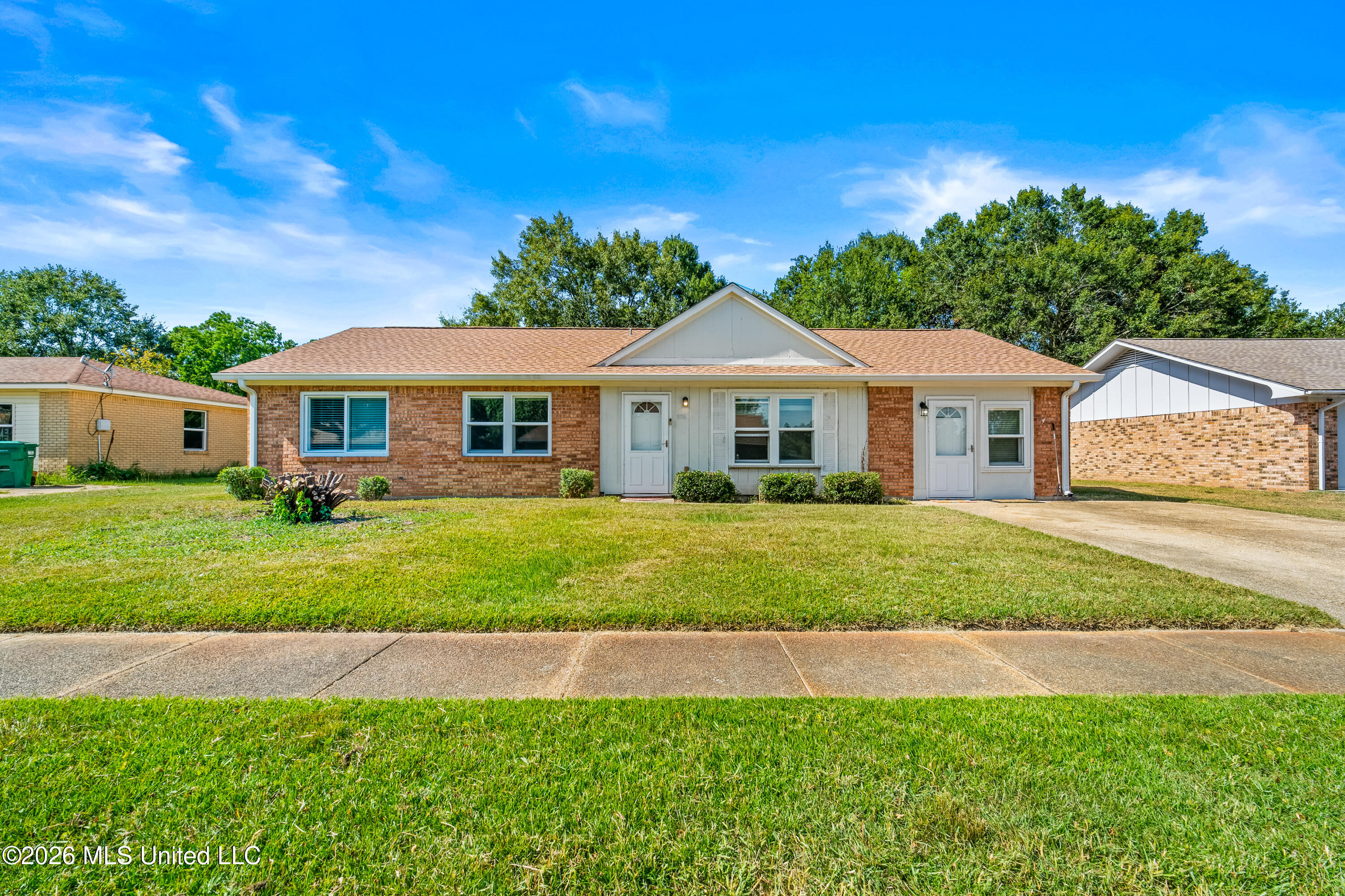 808 Murphy Street Property Photo 1