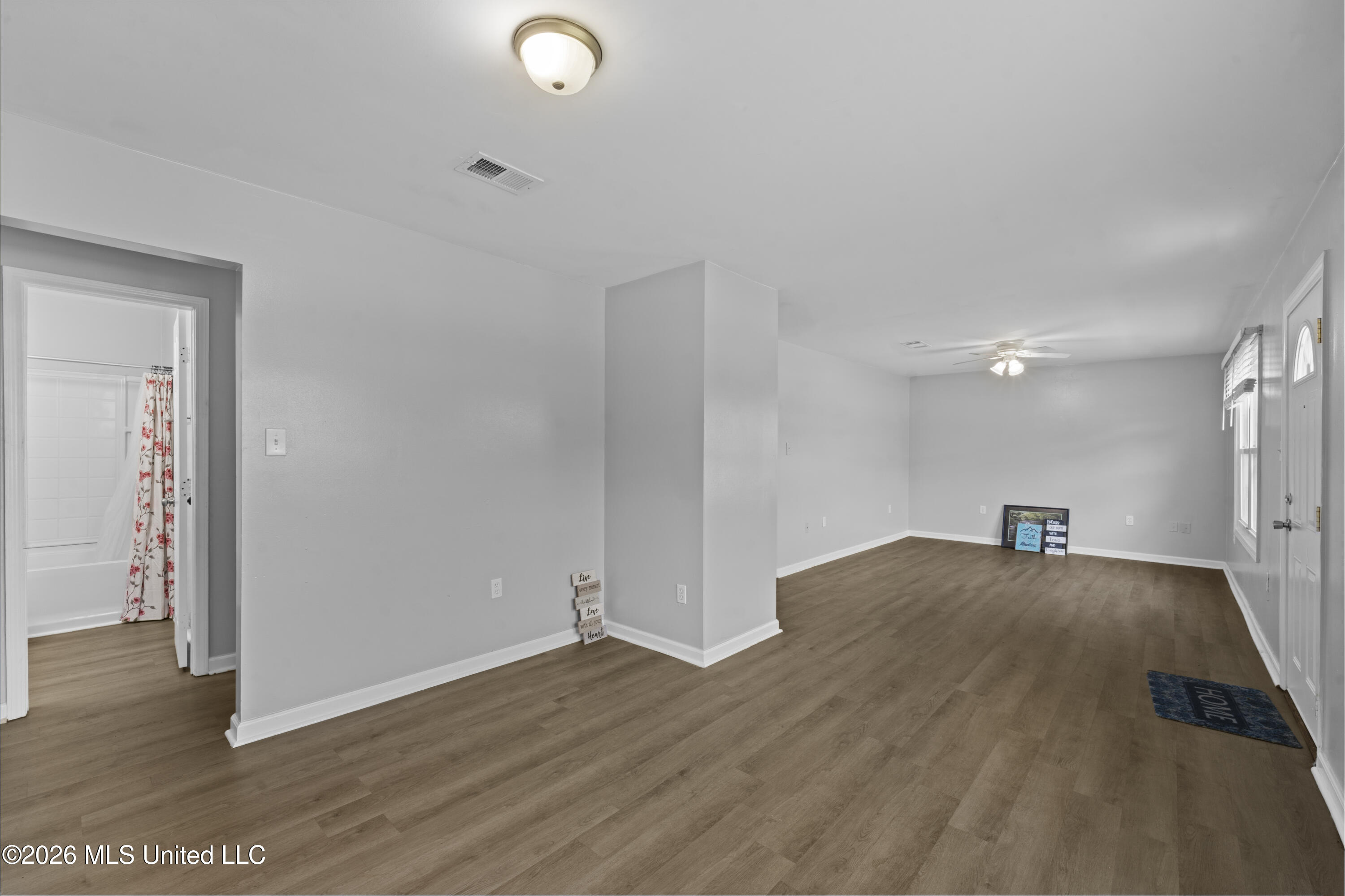 808 Murphy Street Property Photo 4