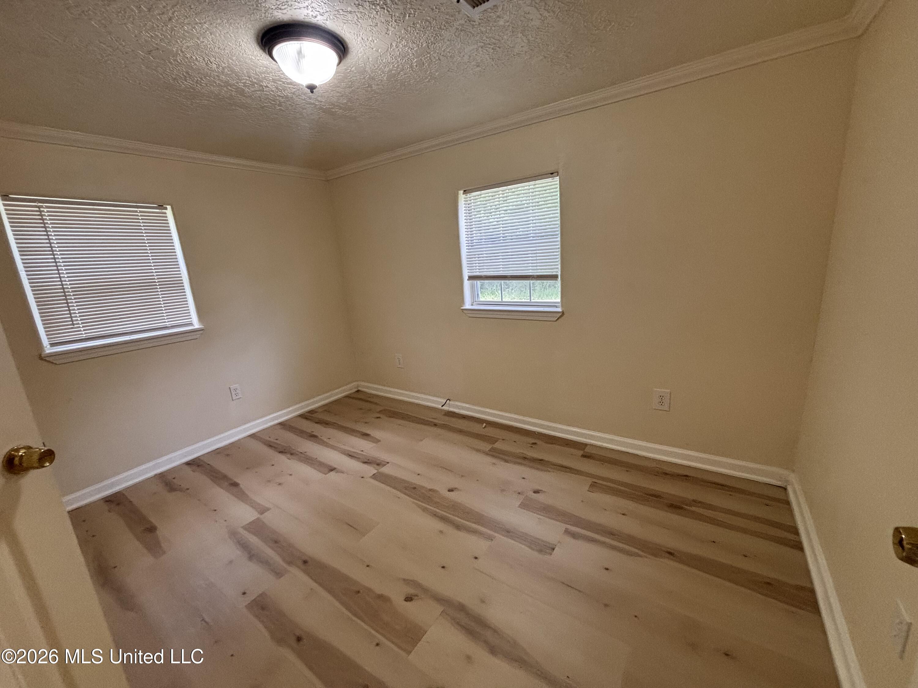 1119 E Canal Street Property Photo 19