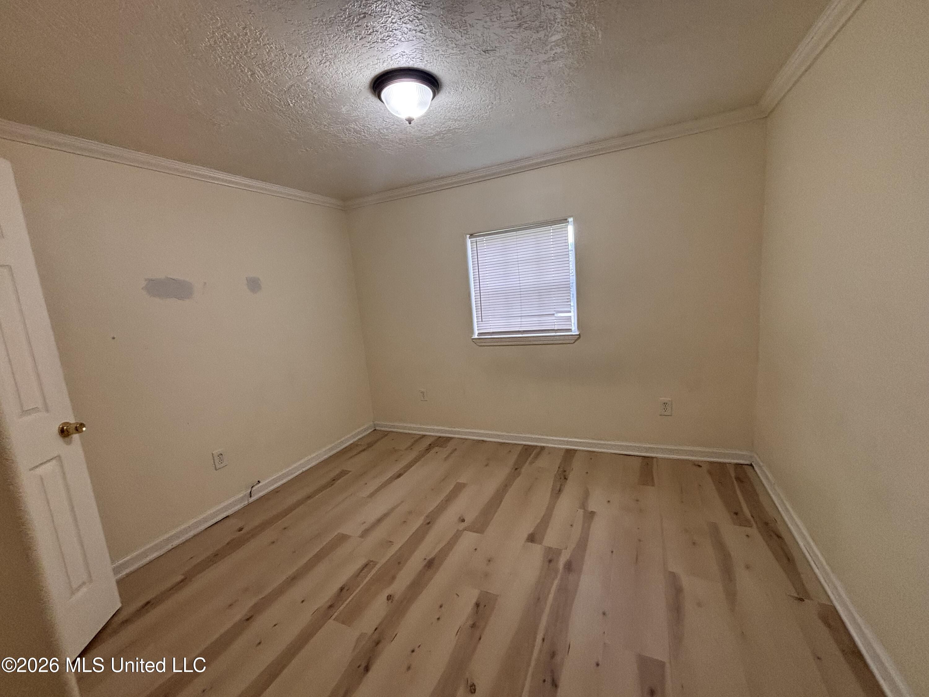 1119 E Canal Street Property Photo 20