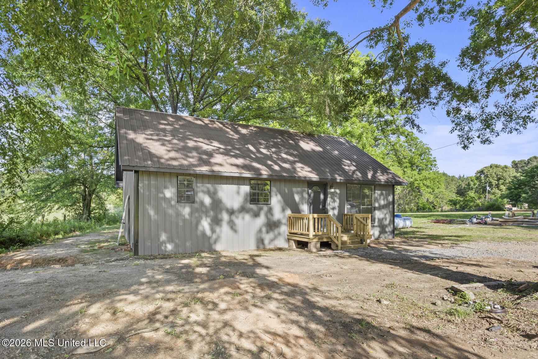 420 Risher Road Property Photo 5