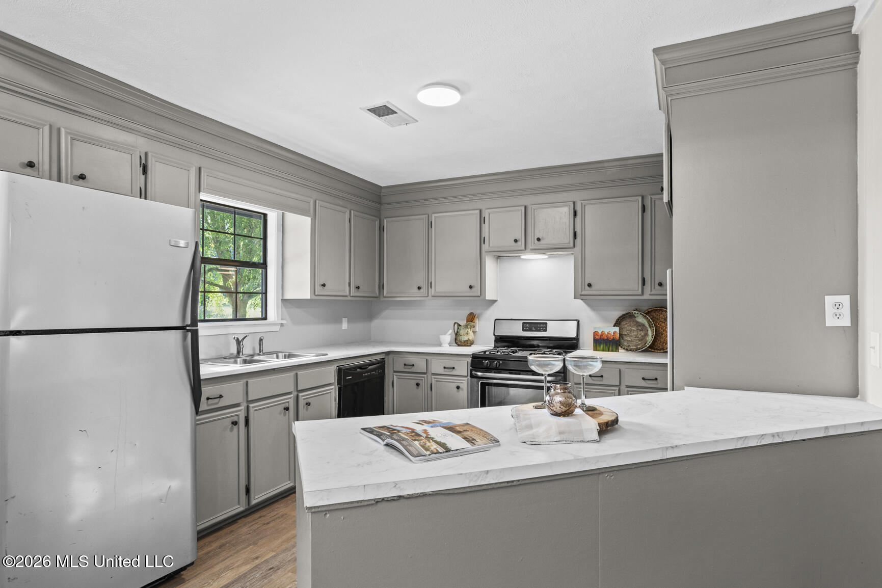420 Risher Road Property Photo 10