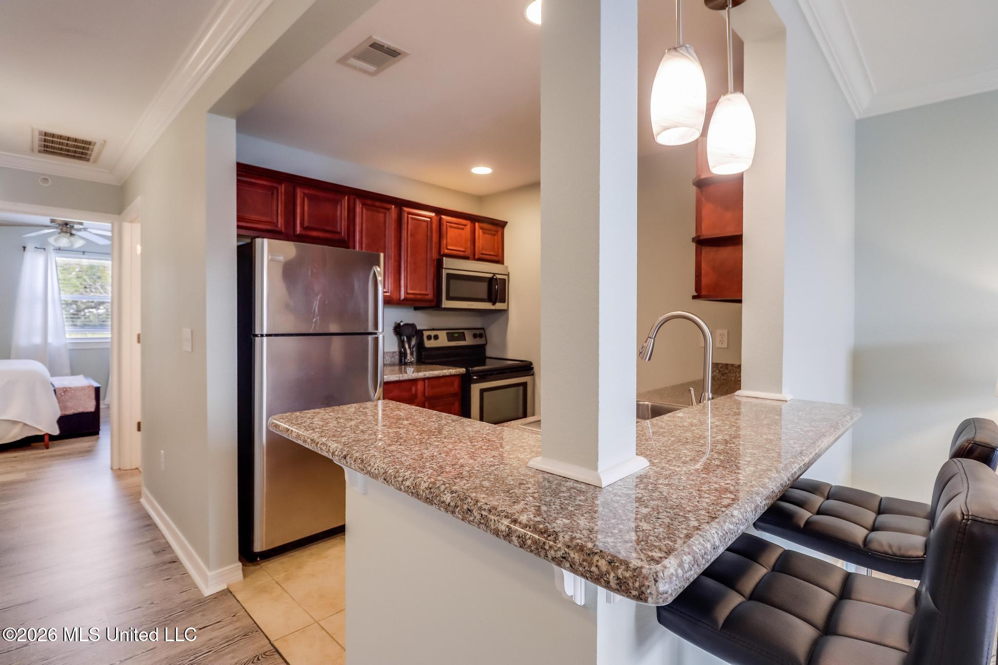 1282 Beach Boulevard Property Photo 9
