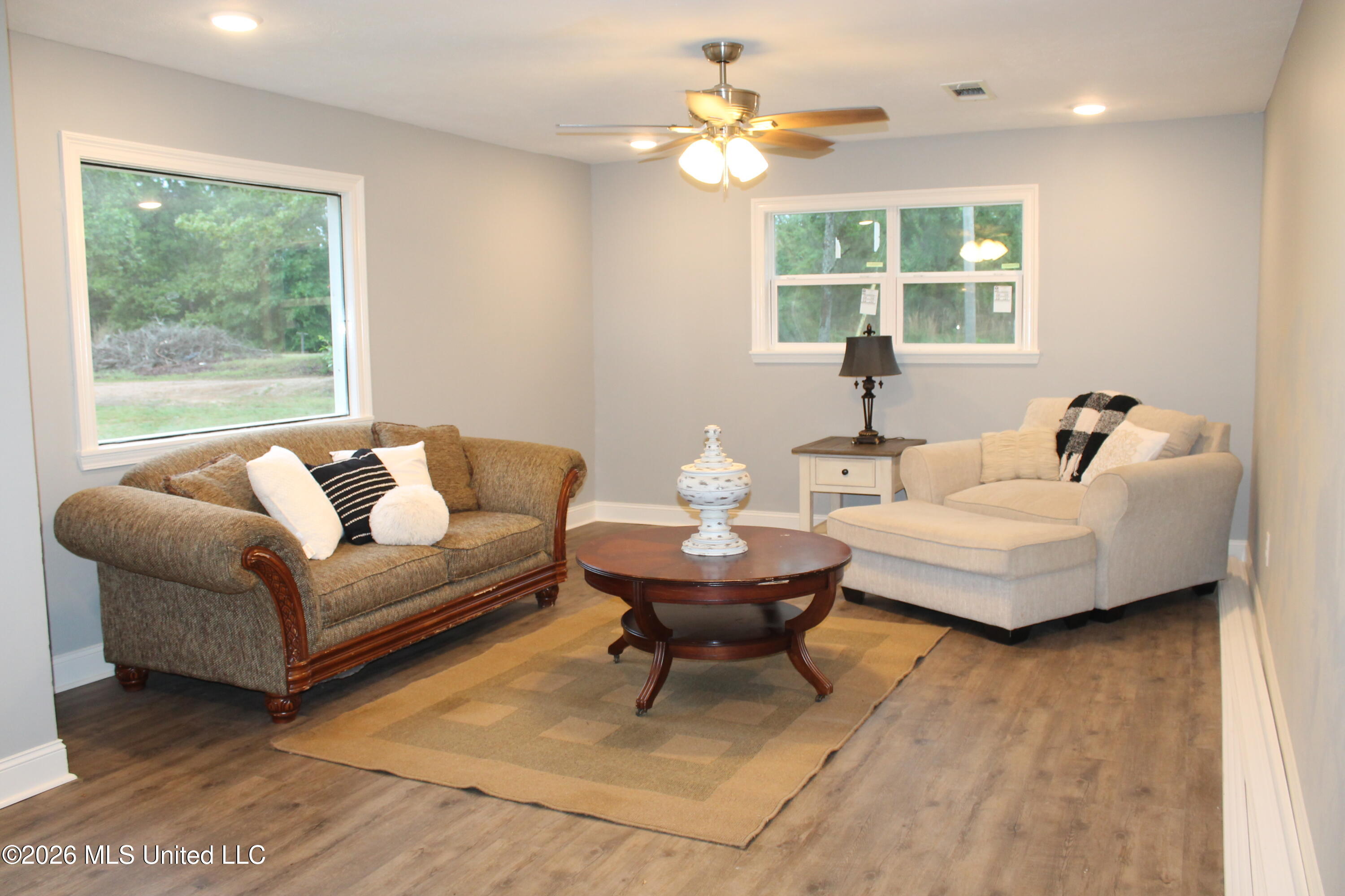 461b Roberts Road Property Photo 5