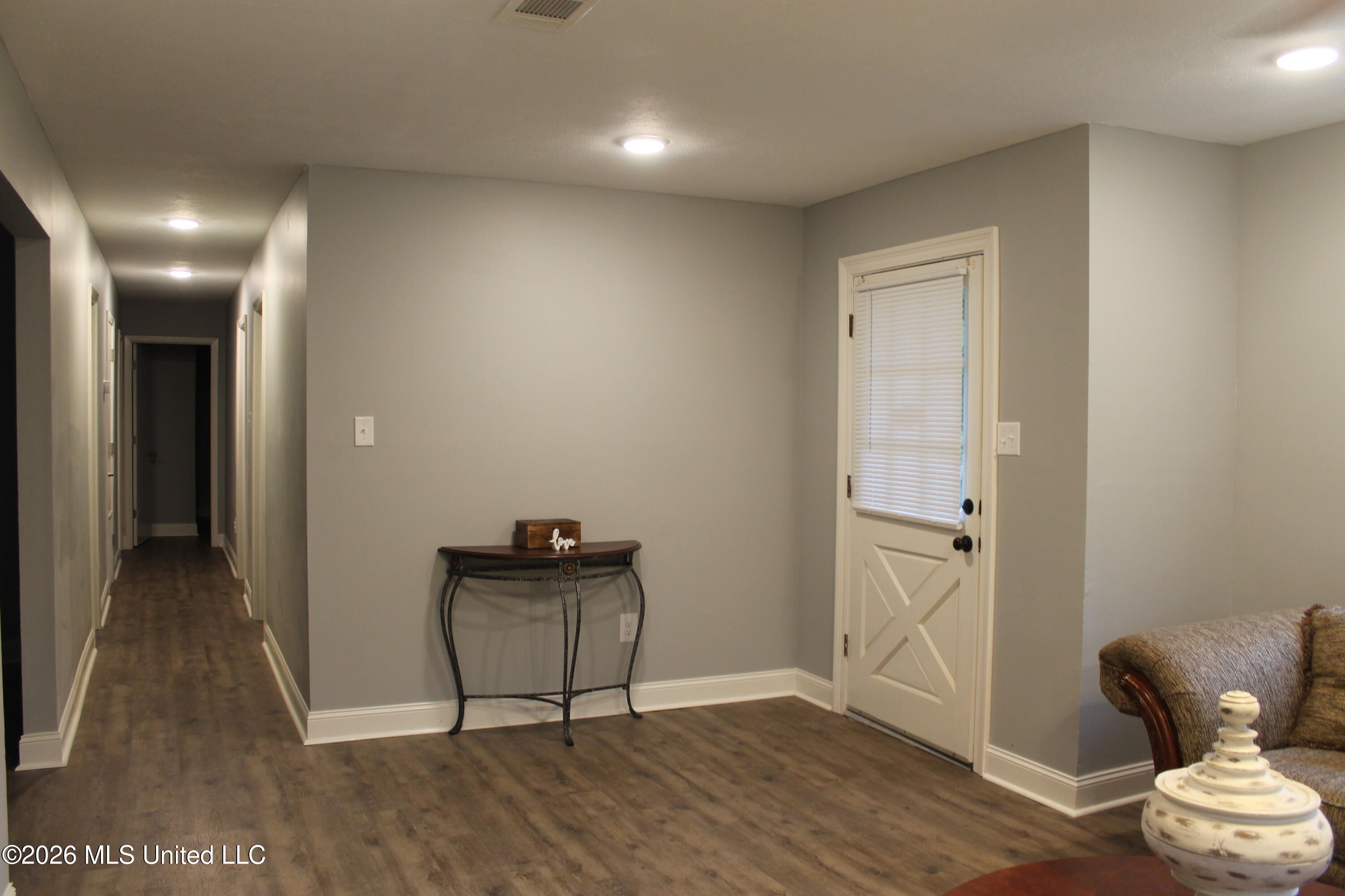 461b Roberts Road Property Photo 6