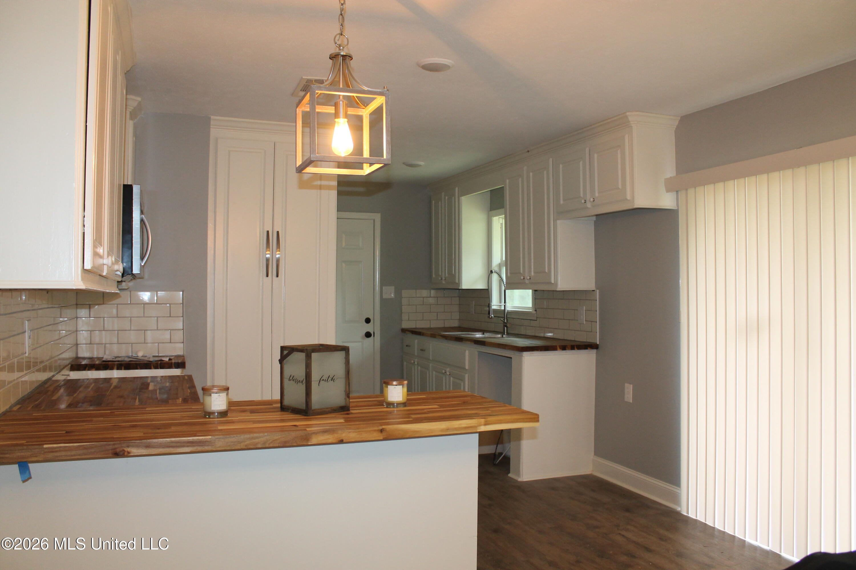 461b Roberts Road Property Photo 8