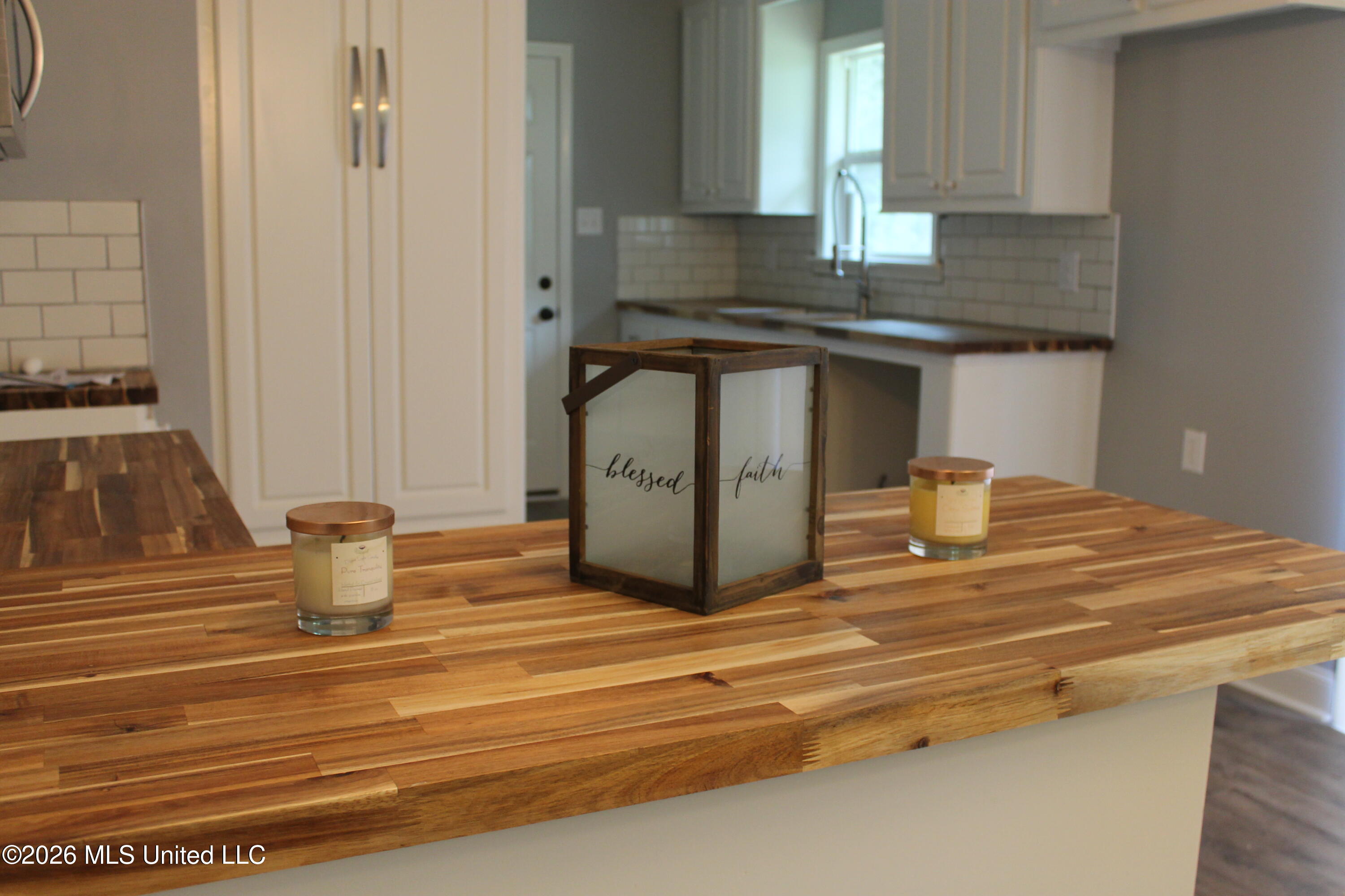 461b Roberts Road Property Photo 9