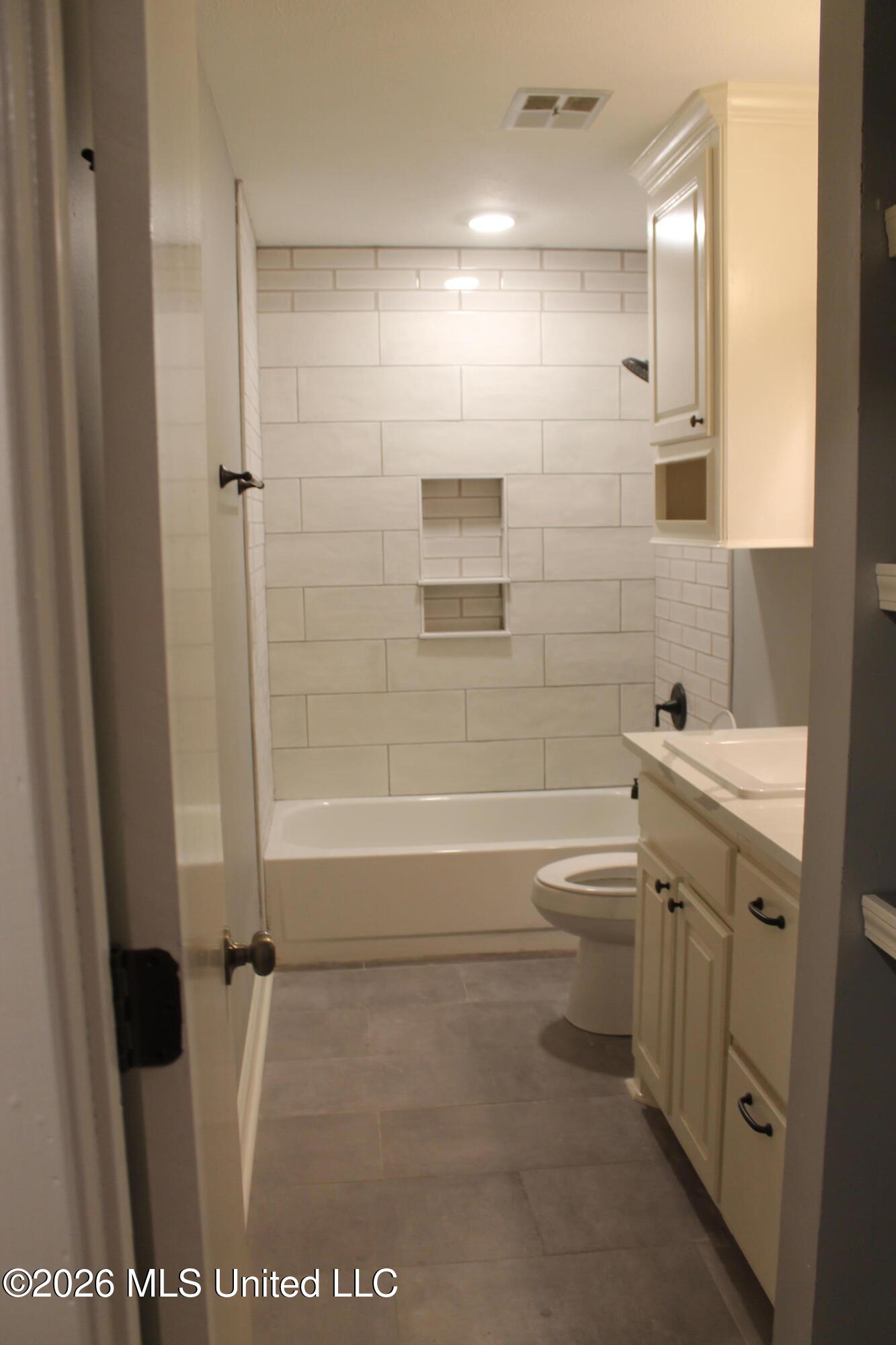 461b Roberts Road Property Photo 16