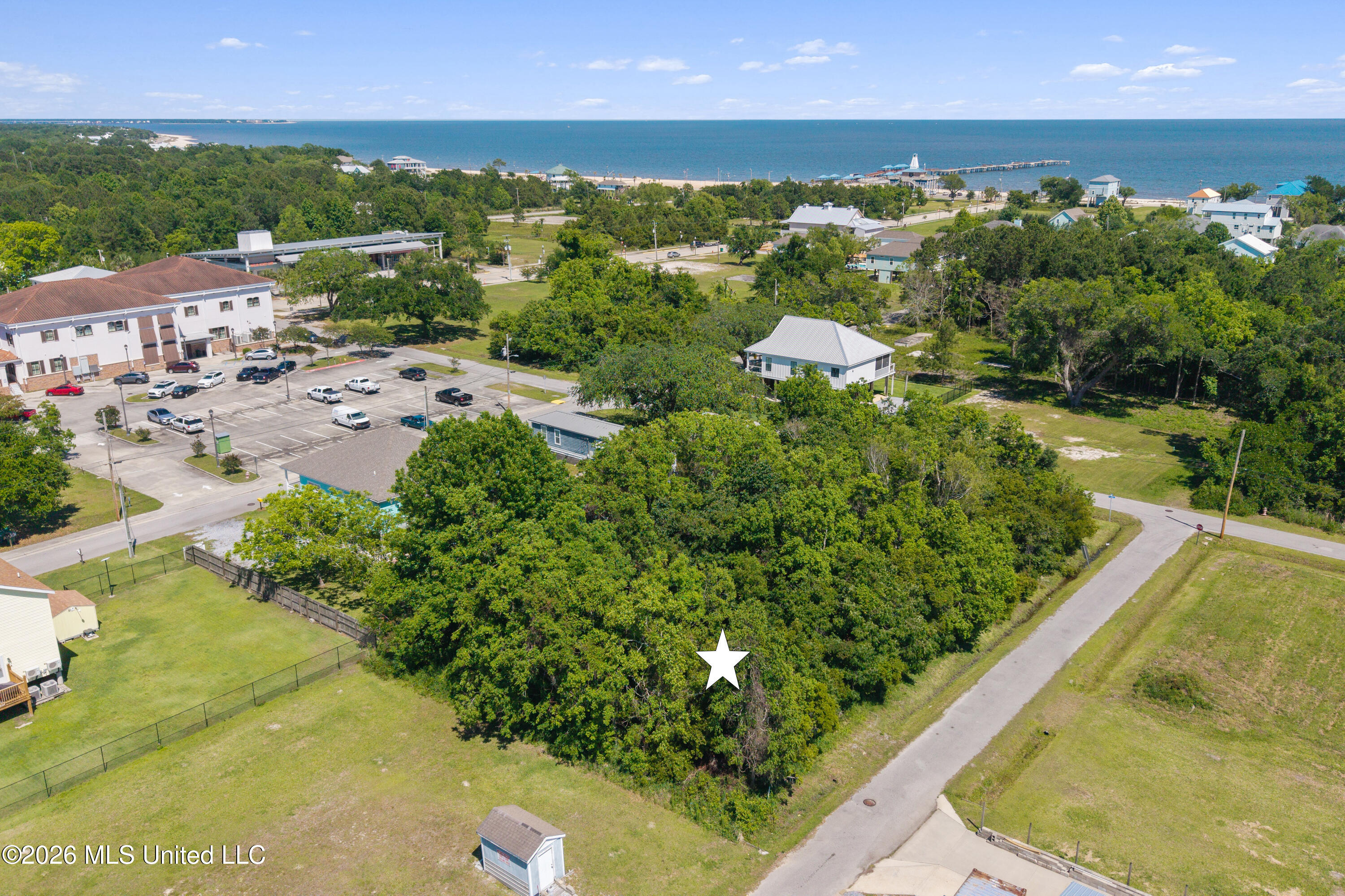 306 Perron Street Property Photo 2