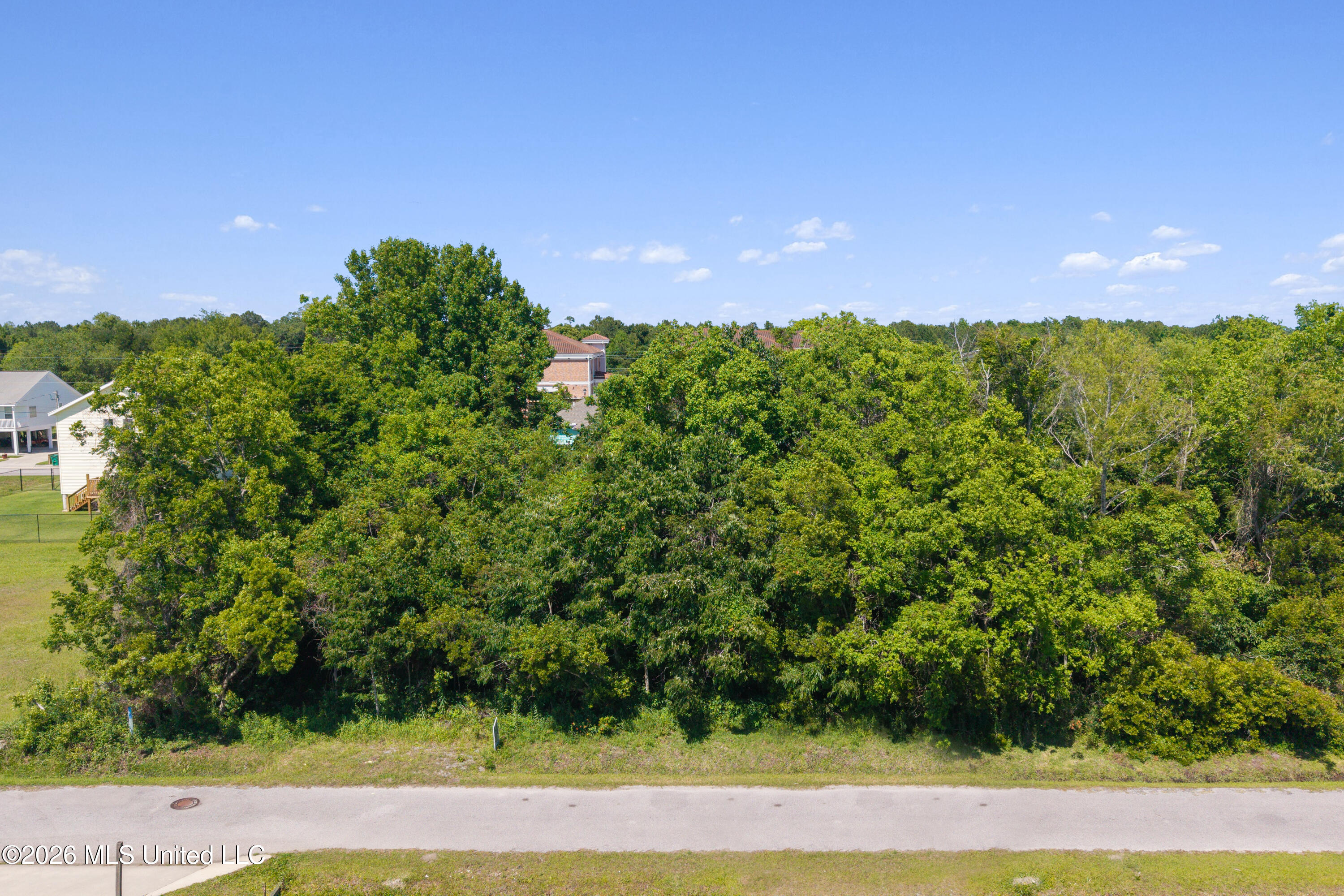 306 Perron Street Property Photo 6