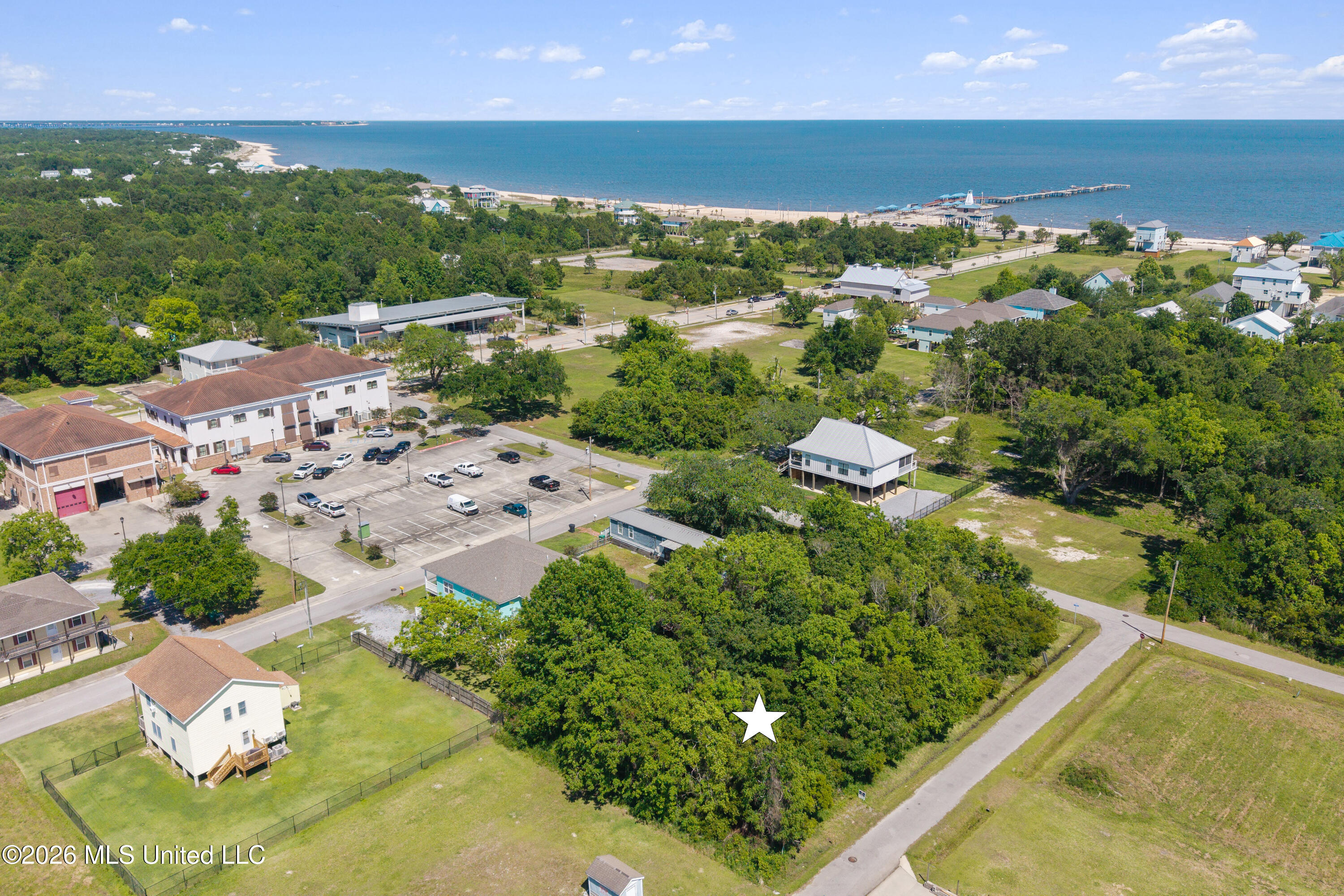 306 Perron Street Property Photo 16