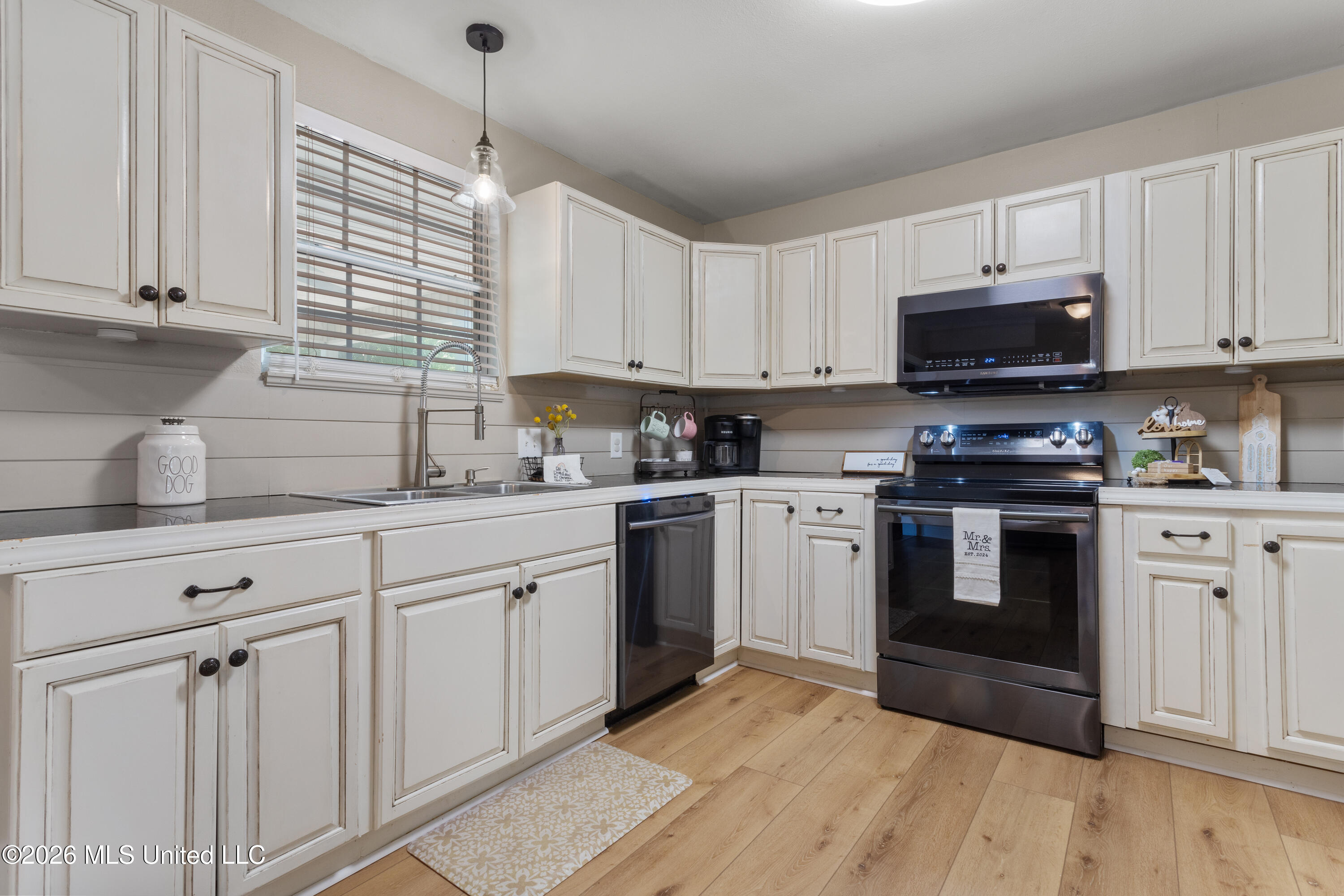 609 Beyer Drive Property Photo 14