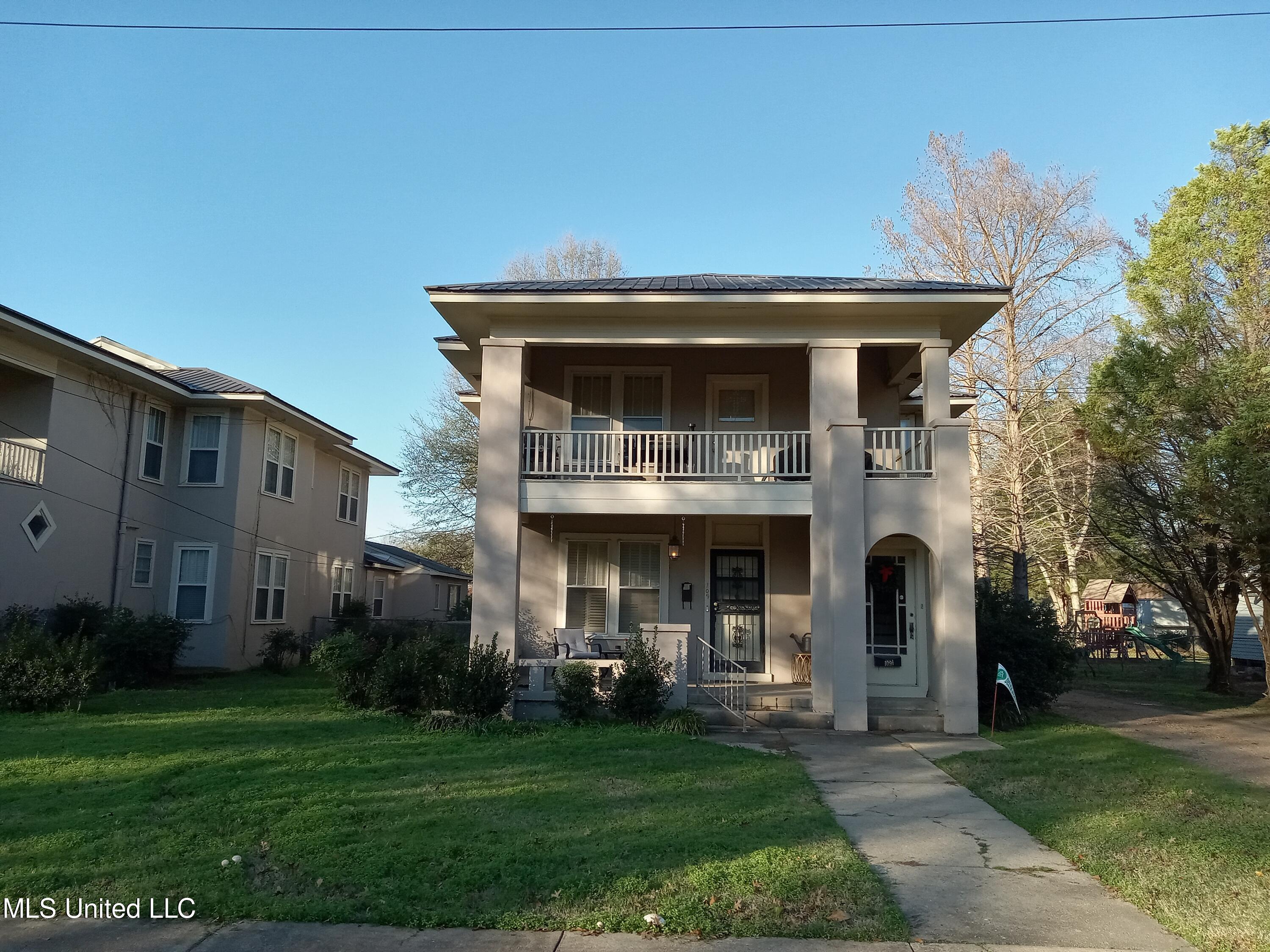 109 E Percy Street Property Photo 2