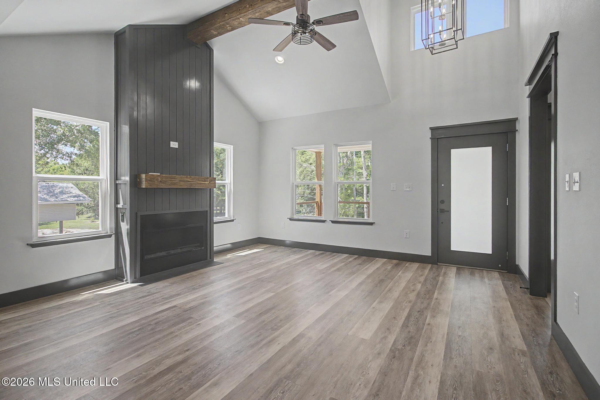 1225 Taranto Street Property Photo 8