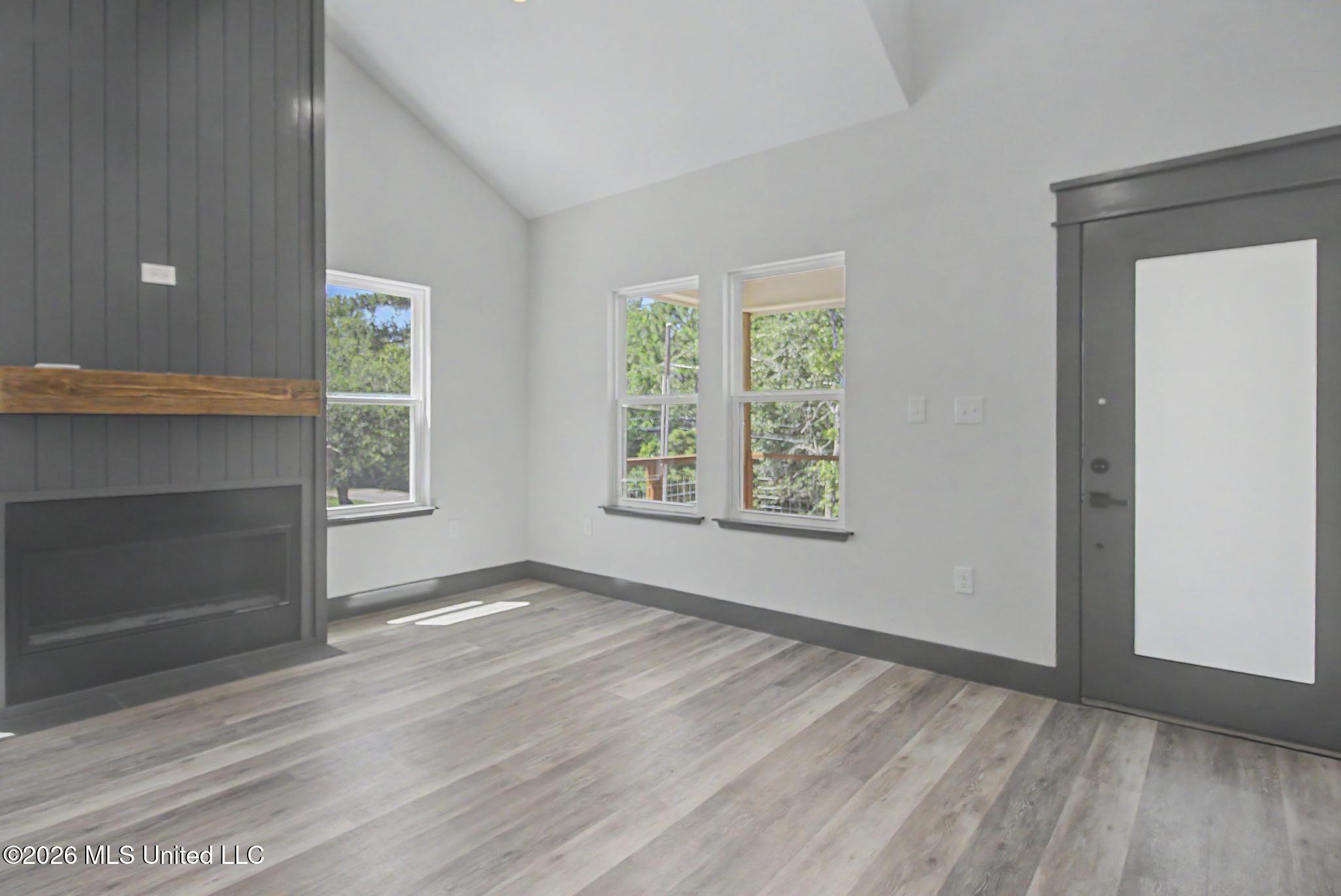 1225 Taranto Street Property Photo 9