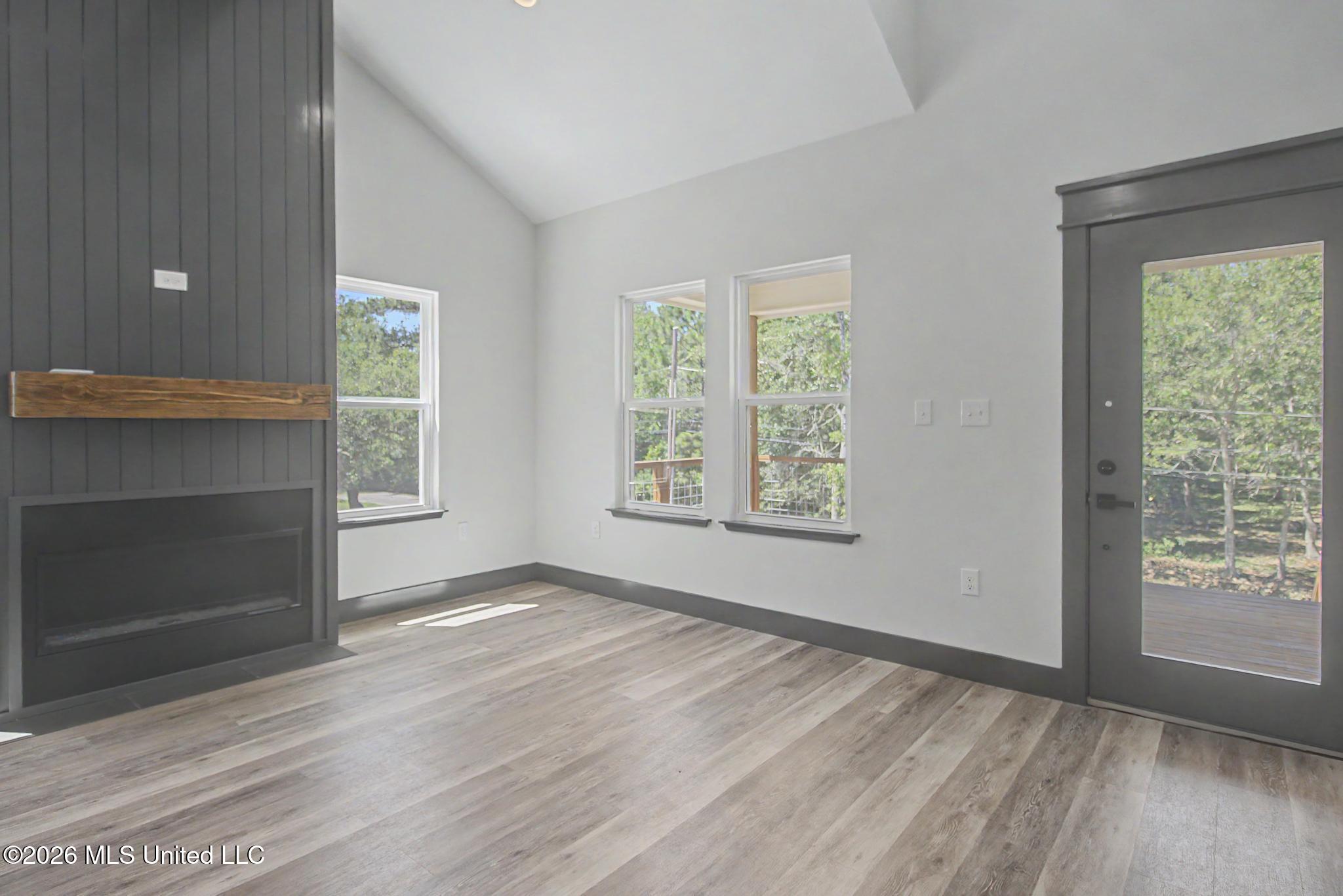 1225 Taranto Street Property Photo 10