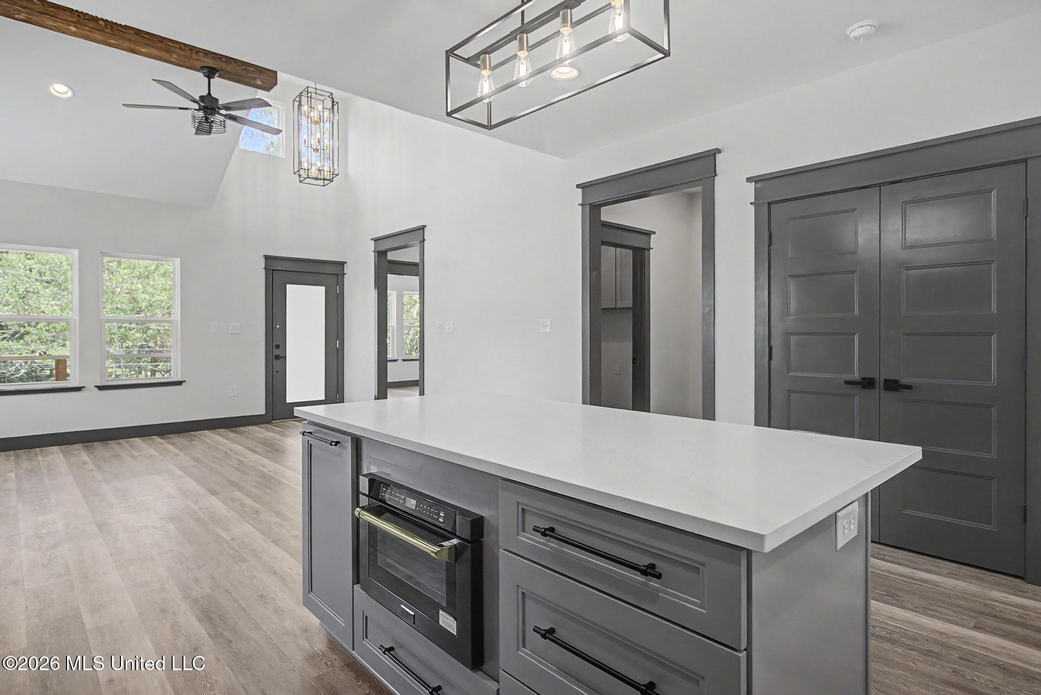 1225 Taranto Street Property Photo 14