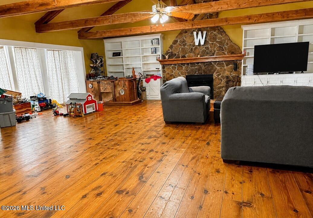 1077 Cleveland Street Property Photo 5