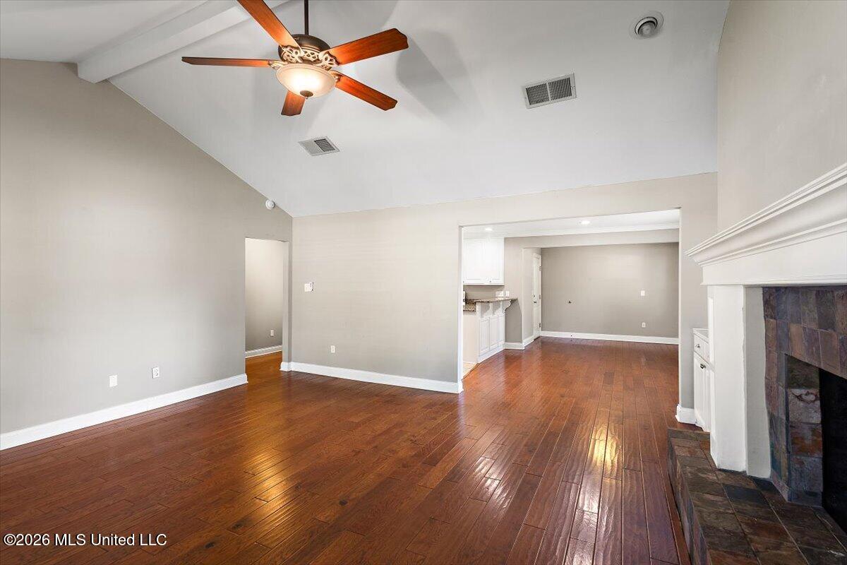 140 Trimble Street Property Photo 8