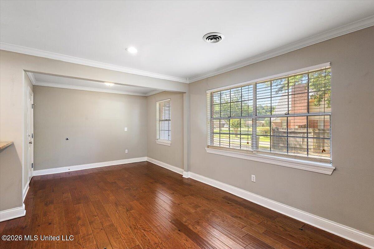 140 Trimble Street Property Photo 9
