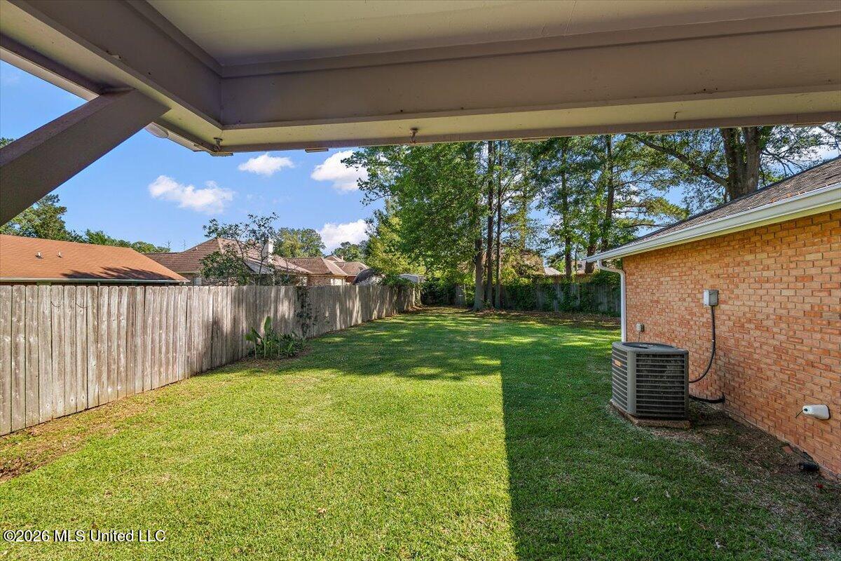 140 Trimble Street Property Photo 23