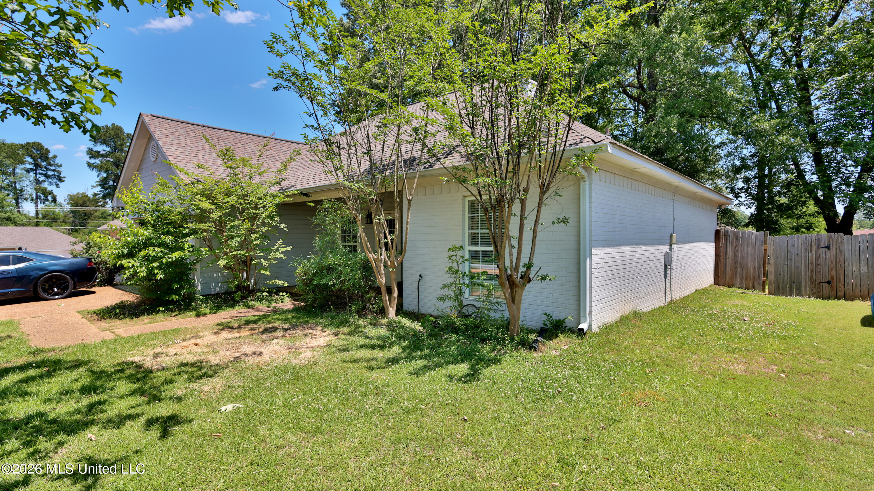 246 Cherry Bark Drive Property Photo 2