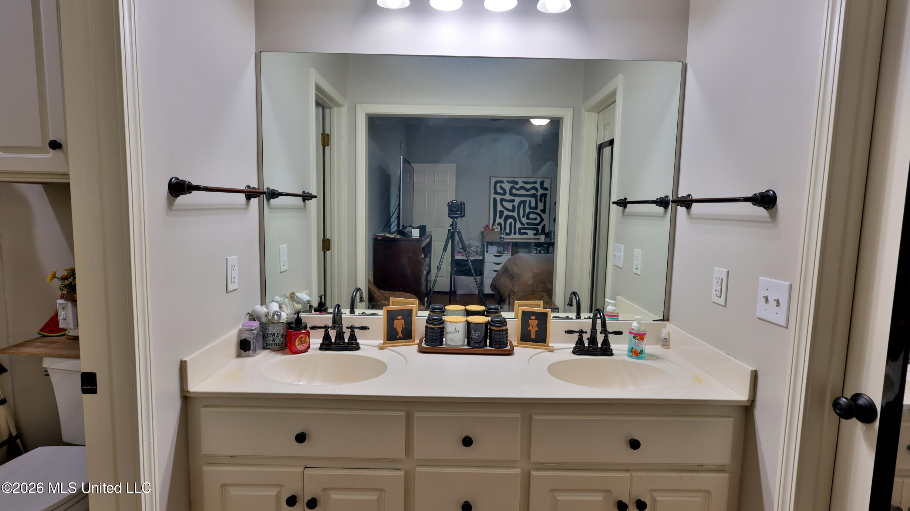 246 Cherry Bark Drive Property Photo 10