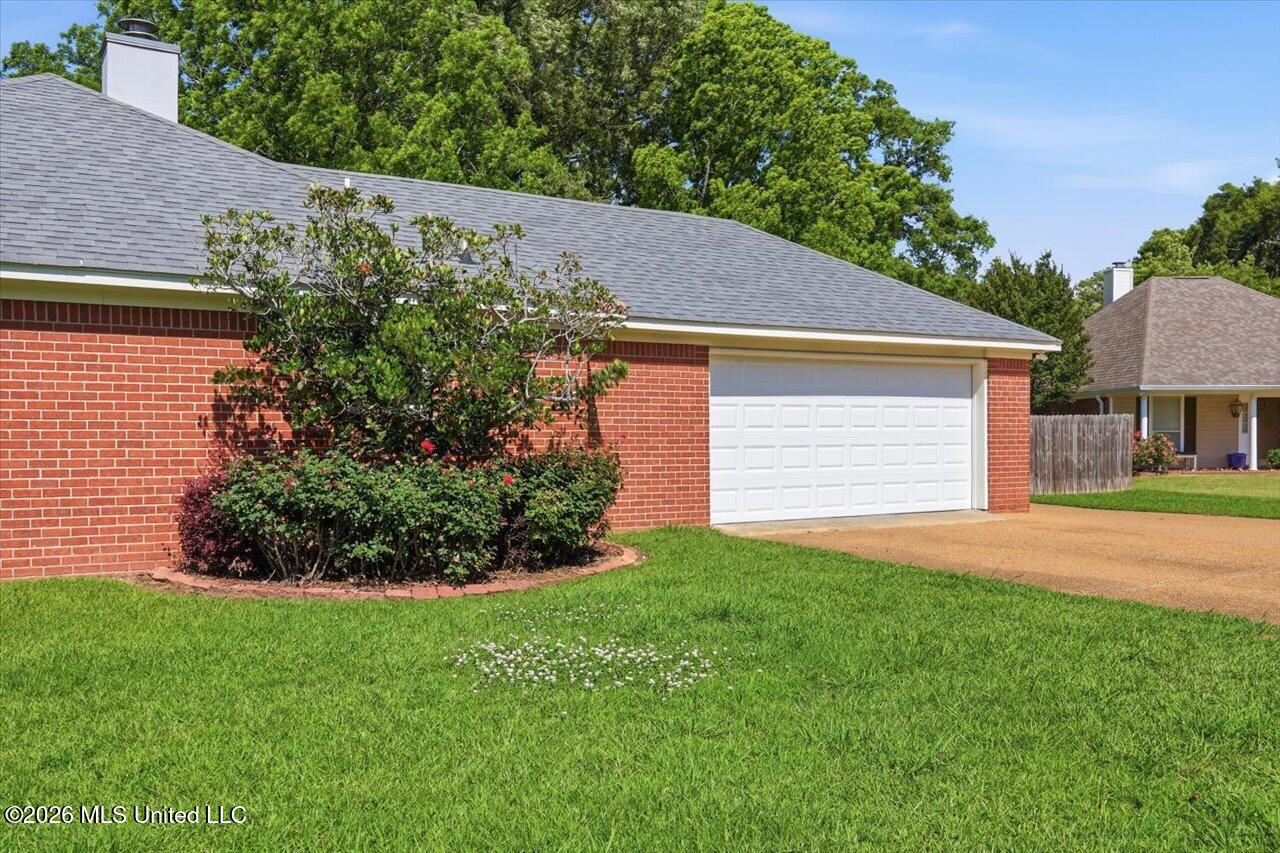 201 Planters Cove Property Photo 4