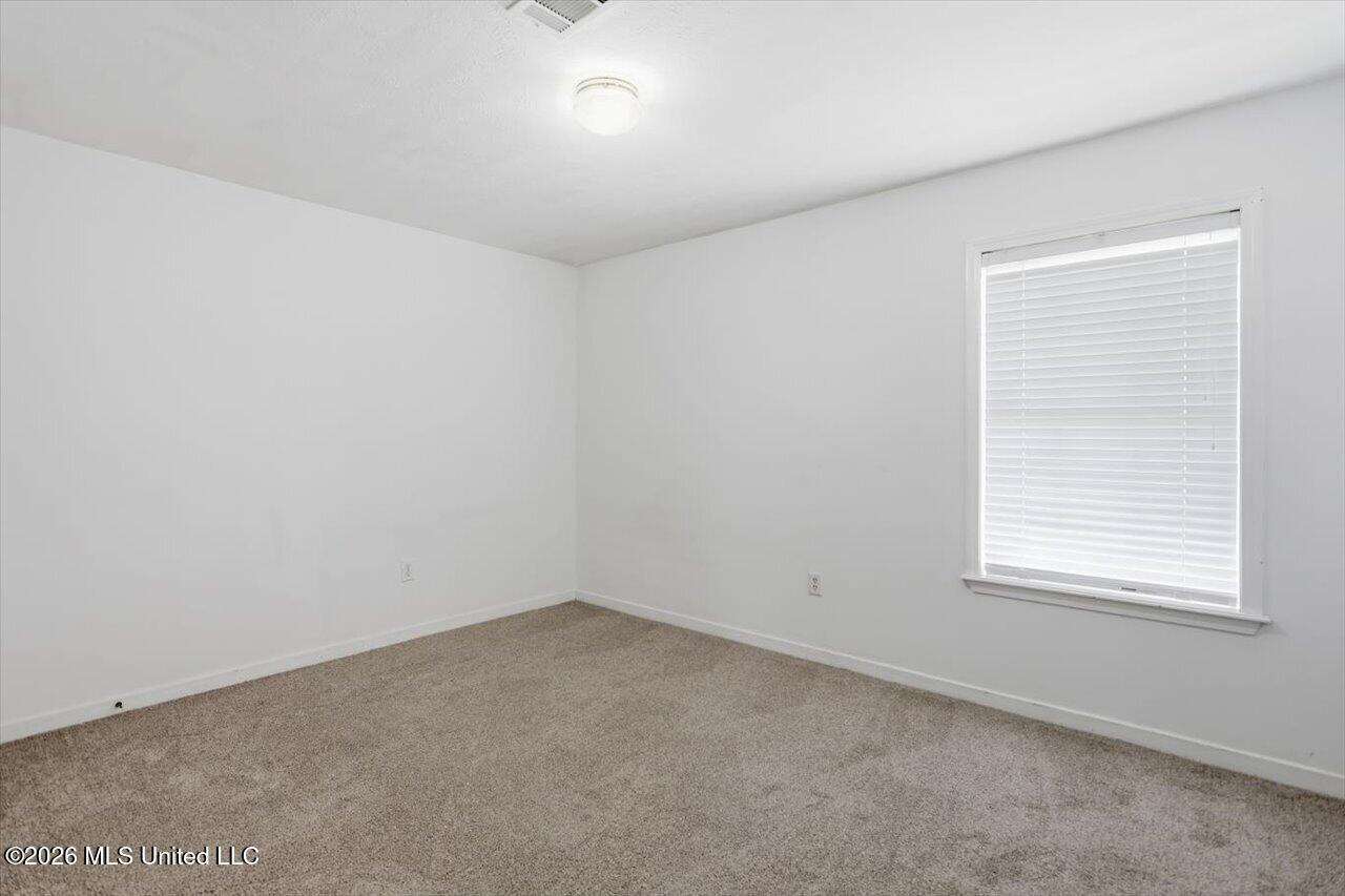 201 Planters Cove Property Photo 23