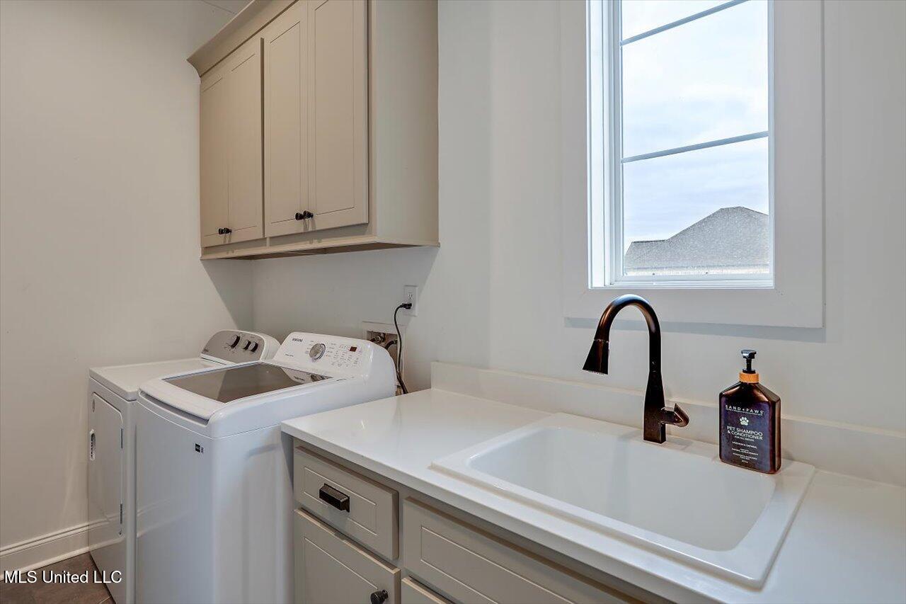272 Disciple Drive Property Photo 18