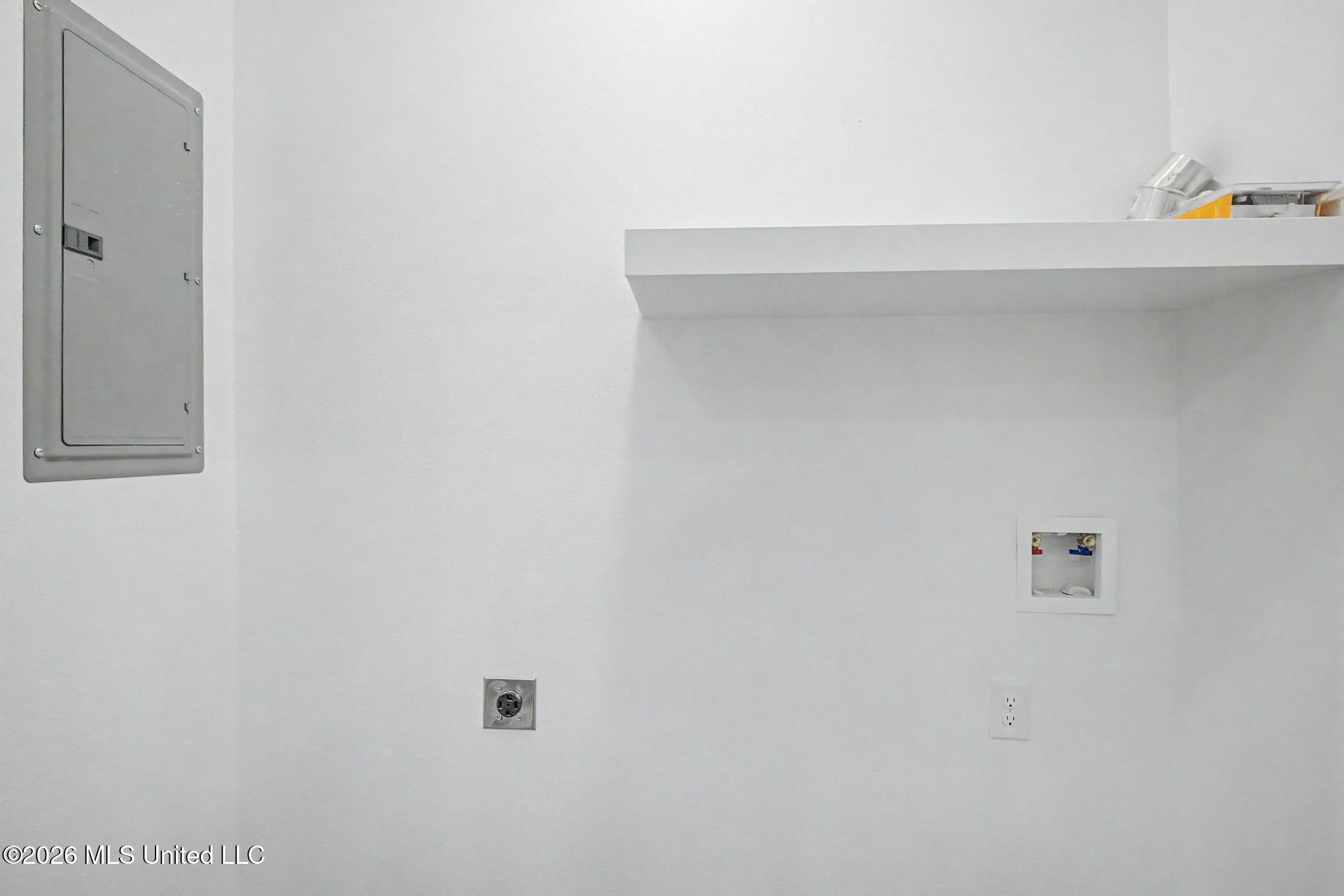 212 Avenue B Property Photo 16