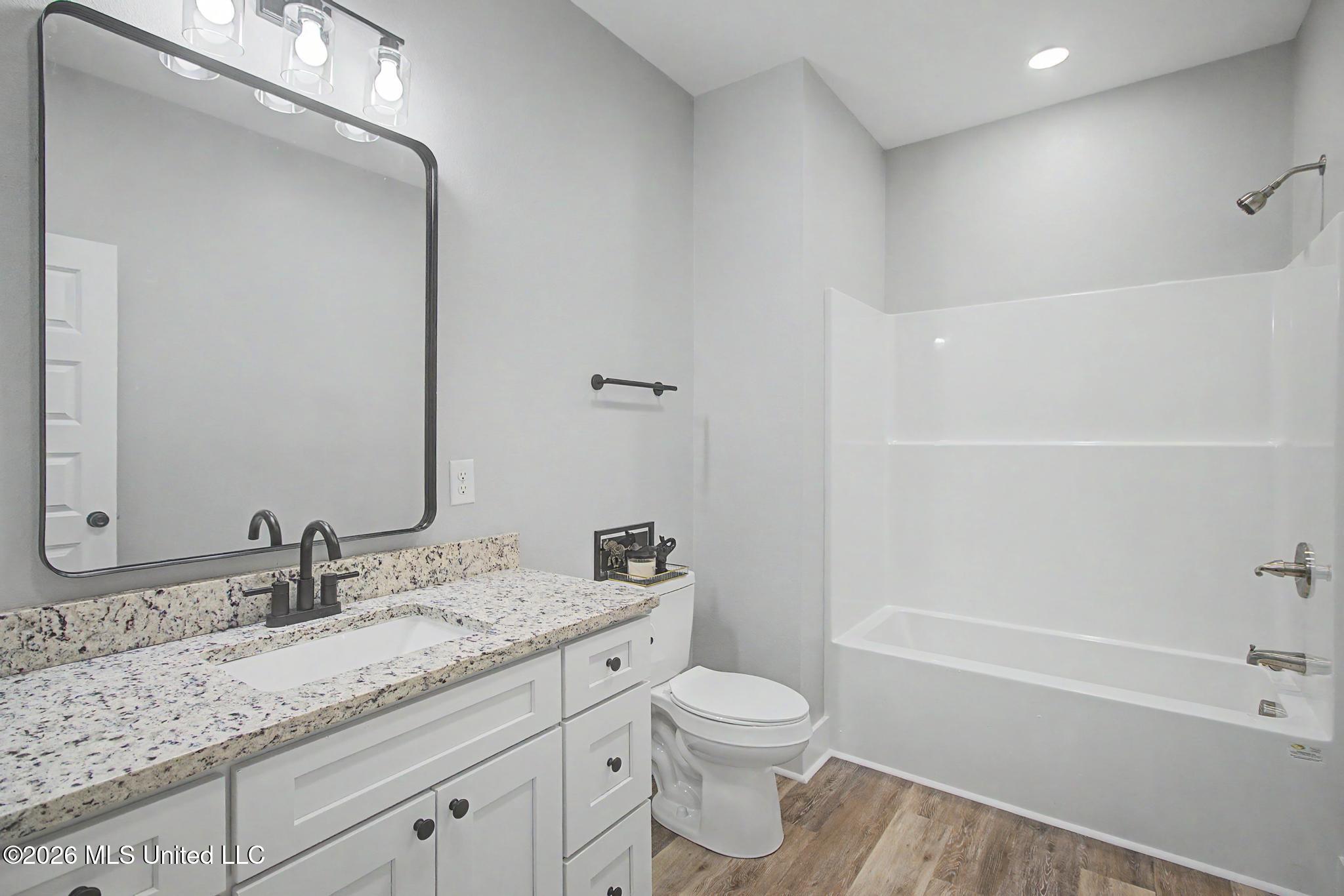 212 Avenue B Property Photo 25