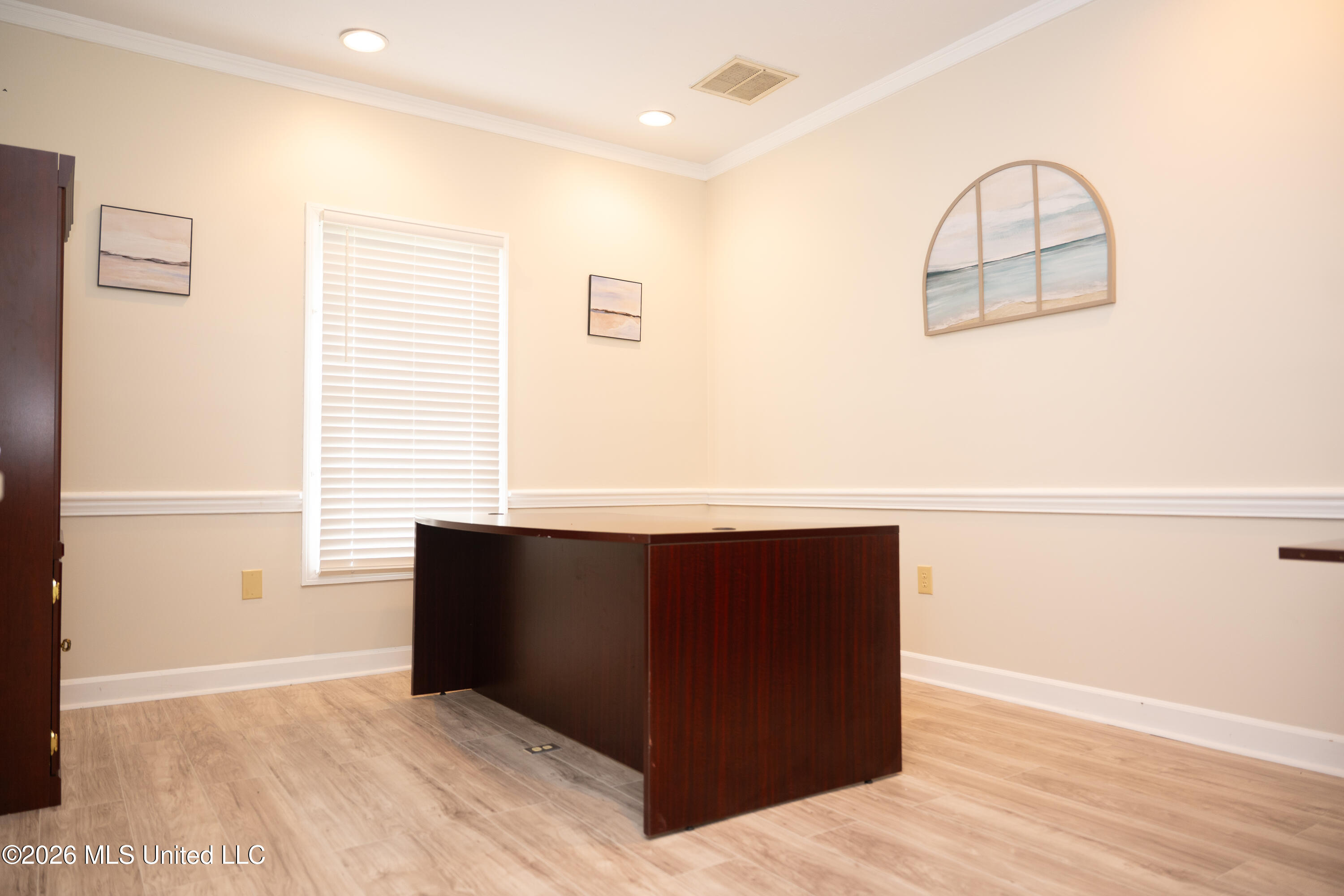 4680 Mcwillie Drive Property Photo 7