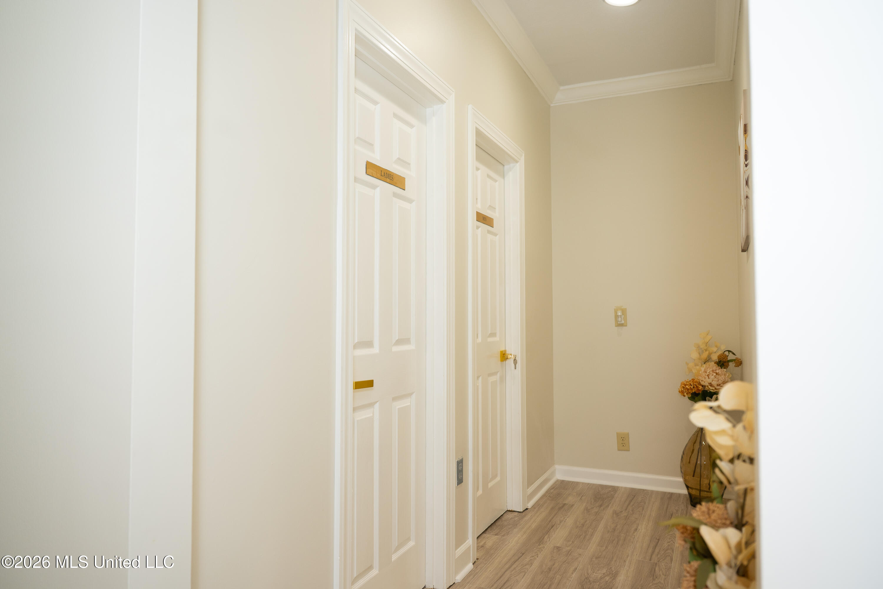4680 Mcwillie Drive Property Photo 10