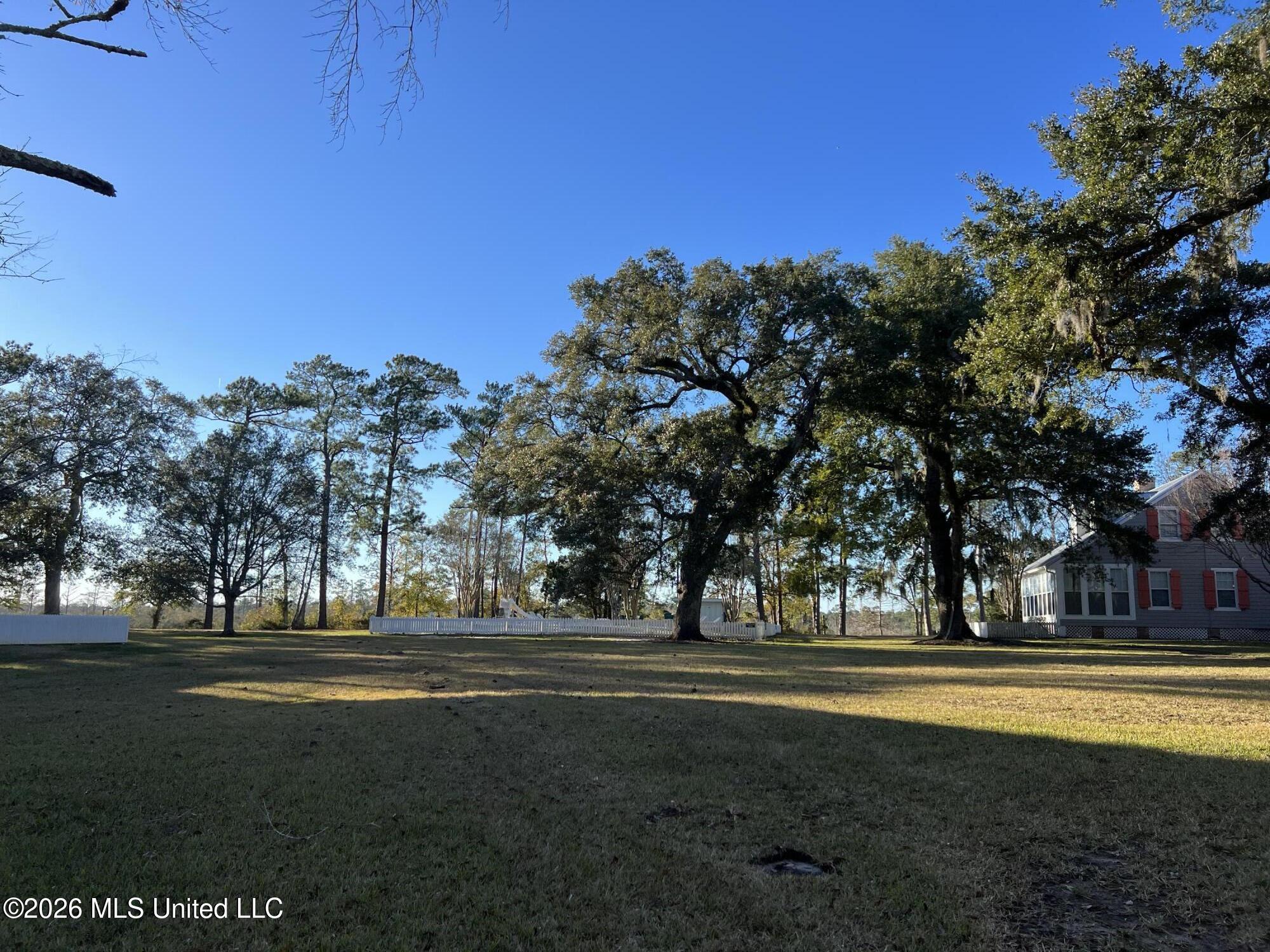 25 Devils Elbow Property Photo 2