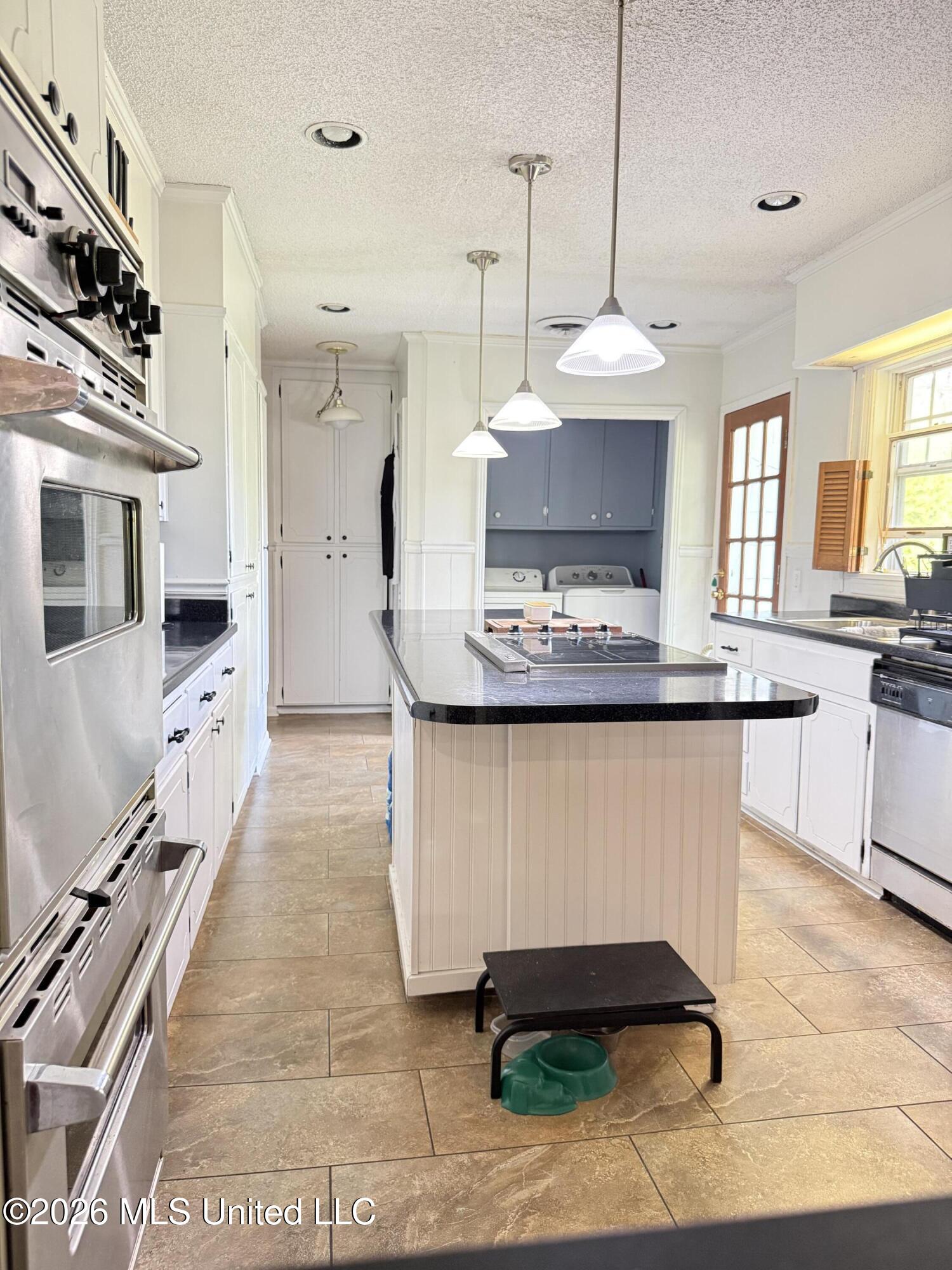 716 Bell Avenue Property Photo 8