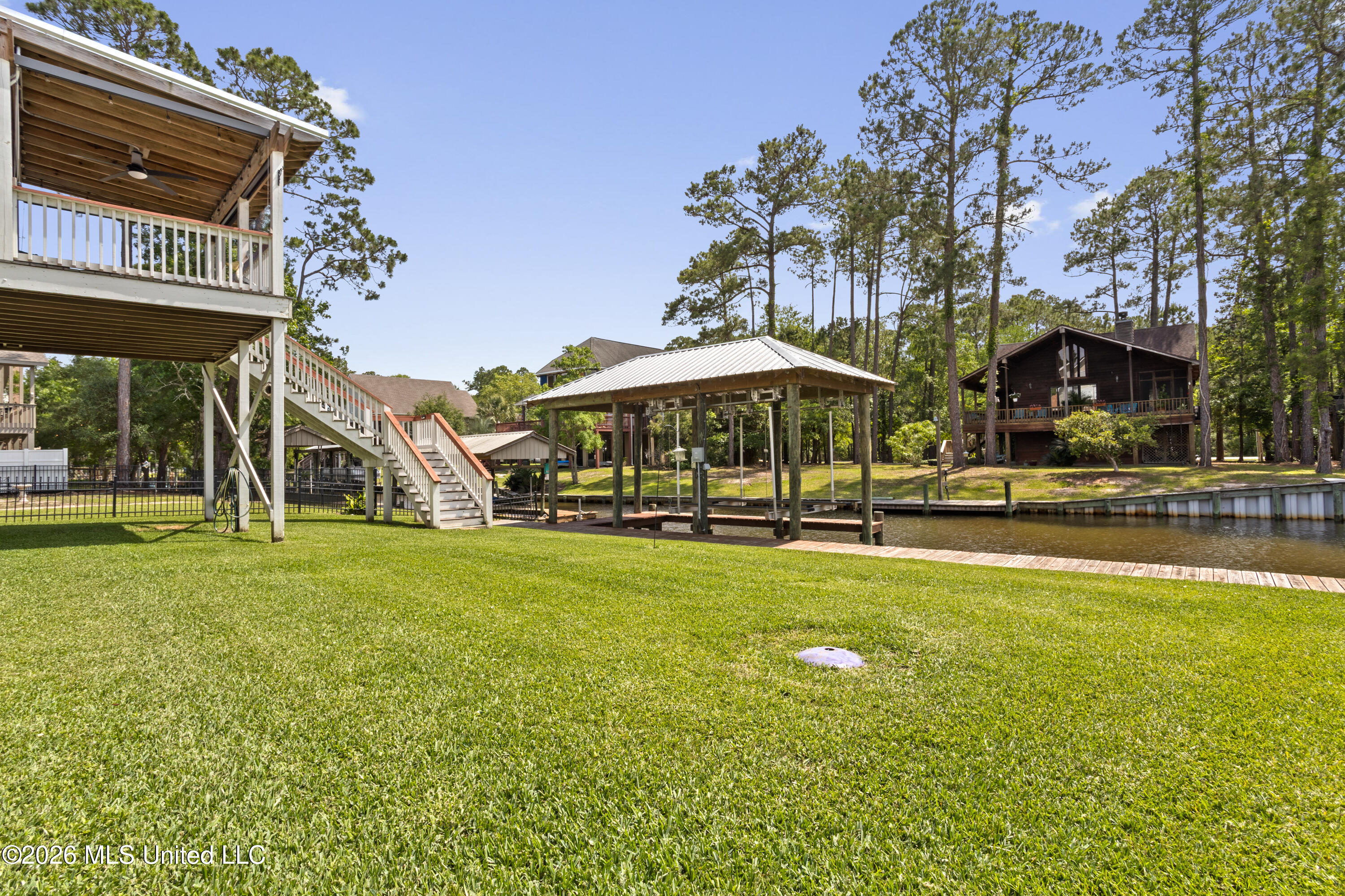 111 Ironwood Cove Property Photo 41