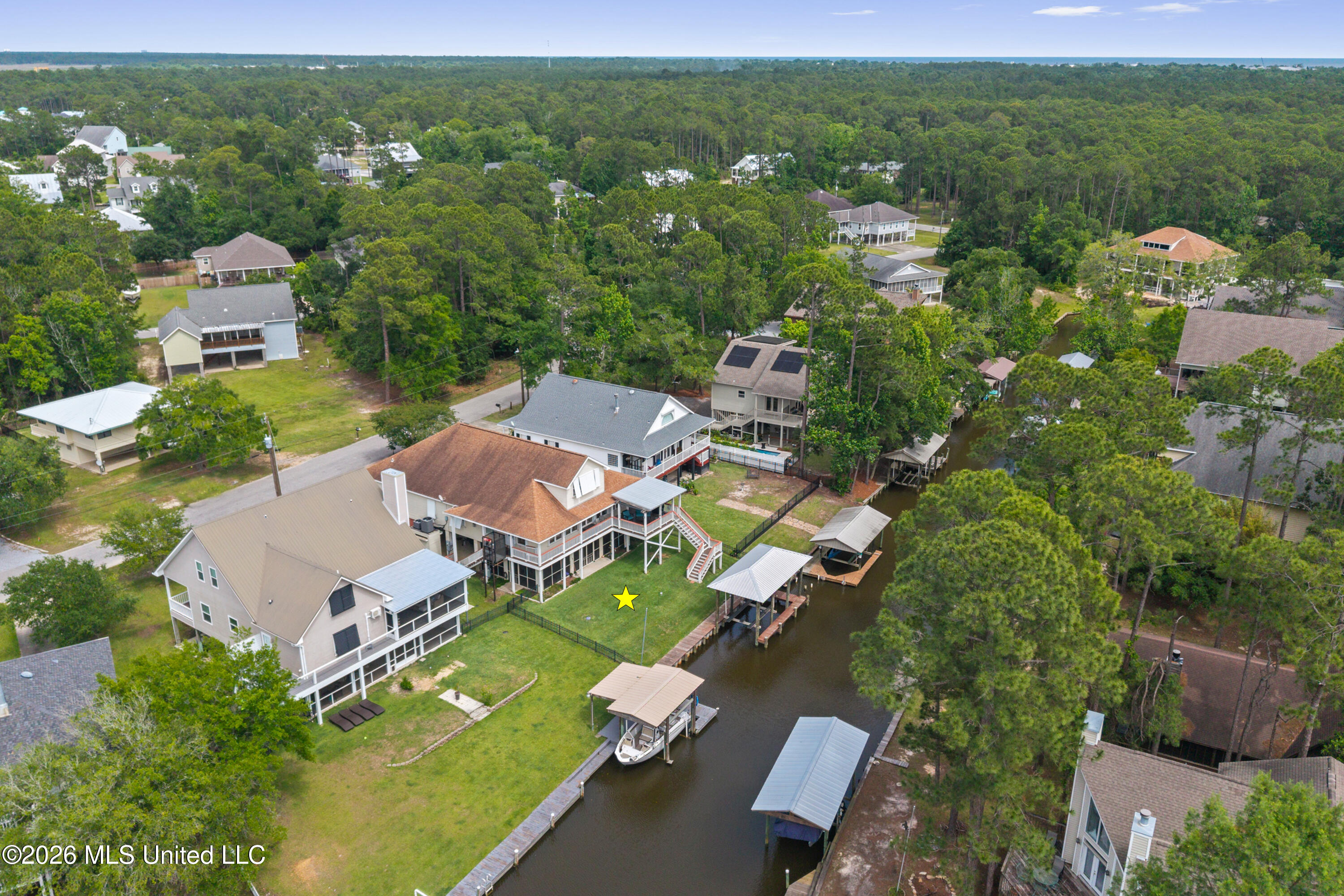 111 Ironwood Cove Property Photo 45