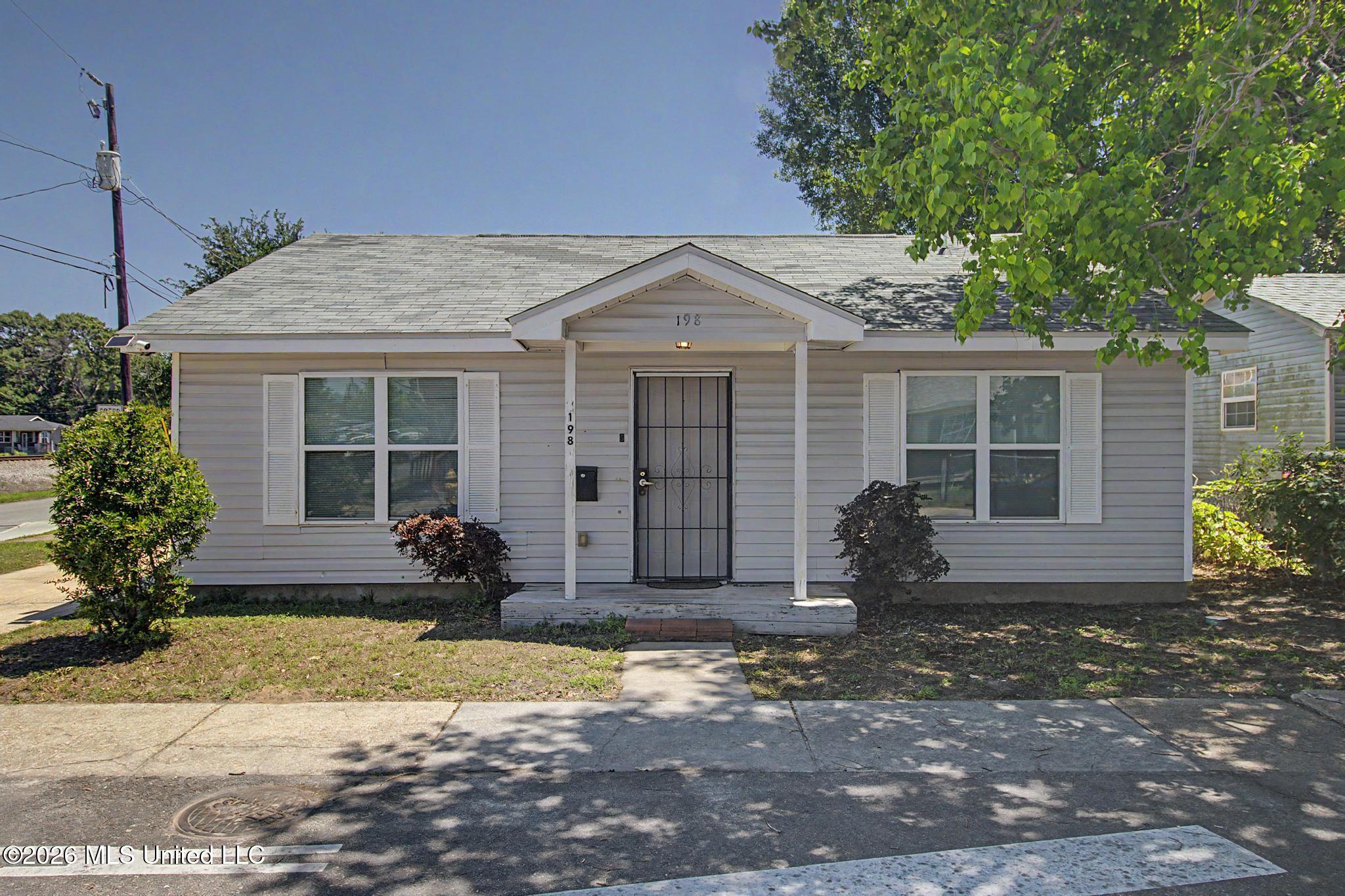 198 Keller Avenue Property Photo 1