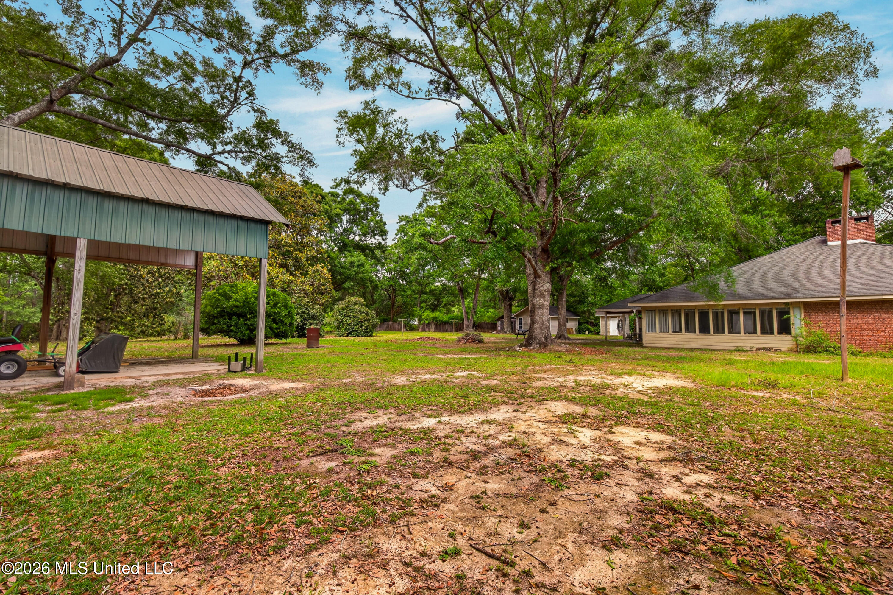 20536 Highway 53 Property Photo 52