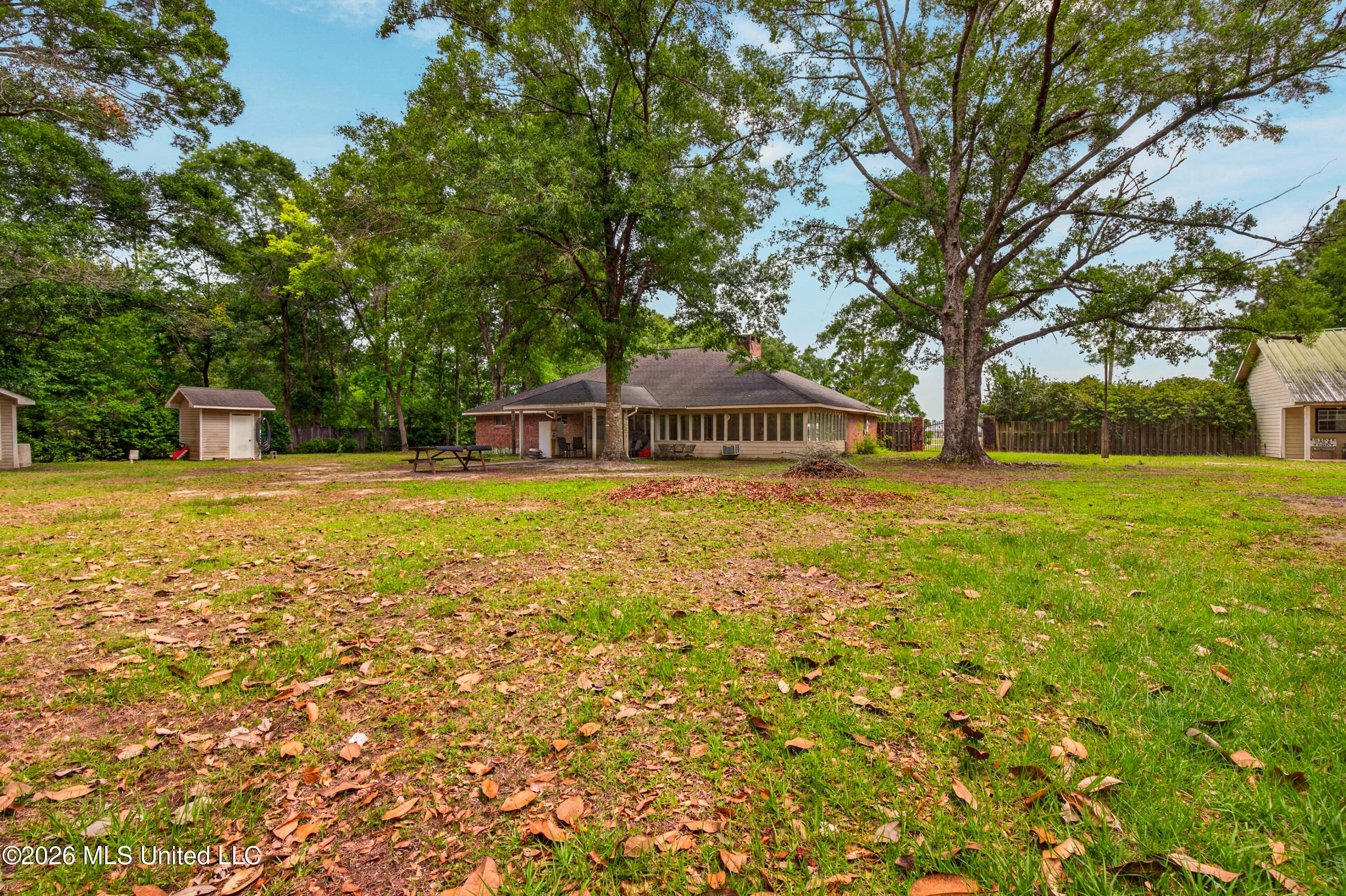 20536 Highway 53 Property Photo 55